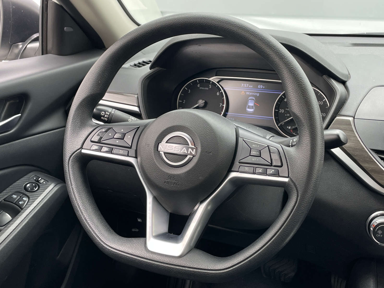 Thumbnail: 2025 Nissan Altima - 5