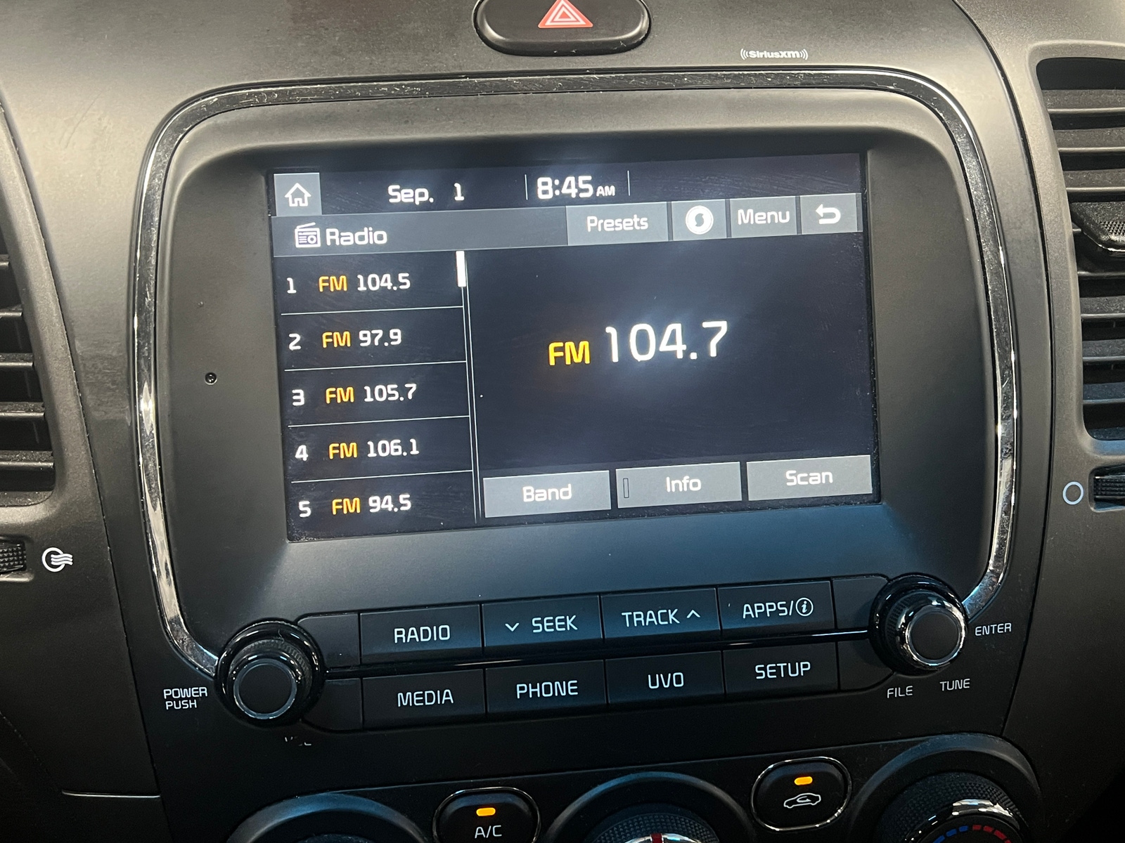 Thumbnail: 2018 Kia Forte - 4