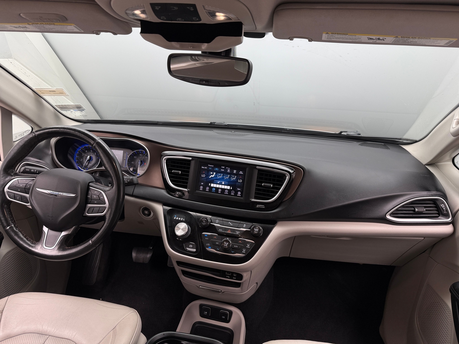Thumbnail: 2019 Chrysler Pacifica - 2