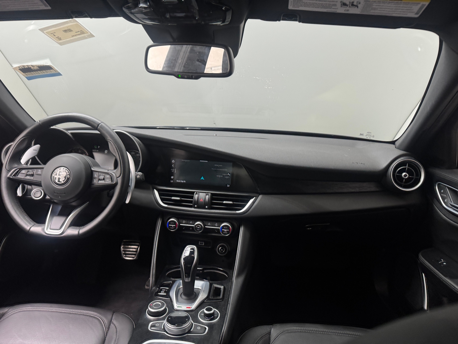 Thumbnail: 2023 Alfa Romeo Giulia - 2