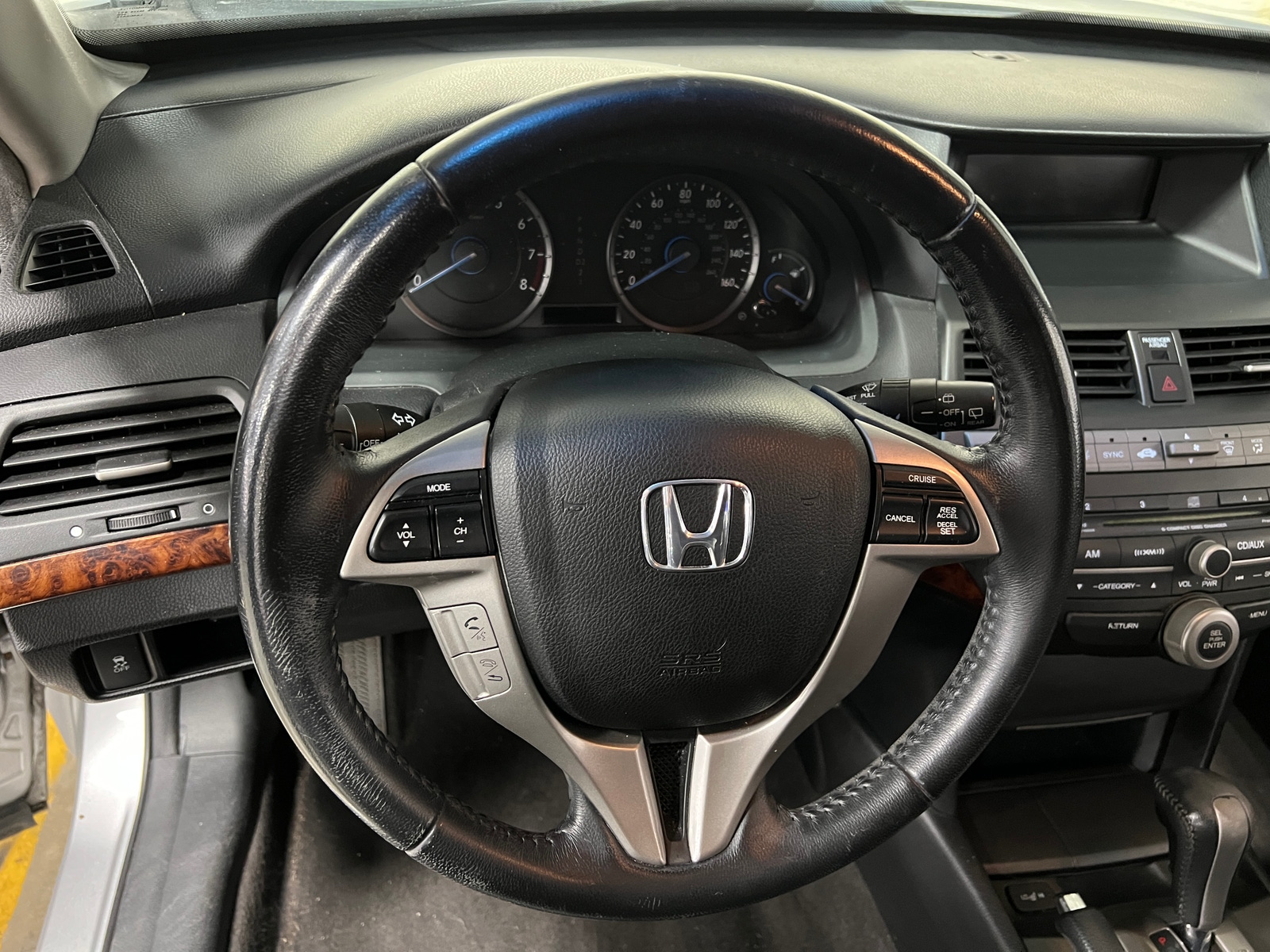Thumbnail: 2010 Honda Accord Crosstour - 4