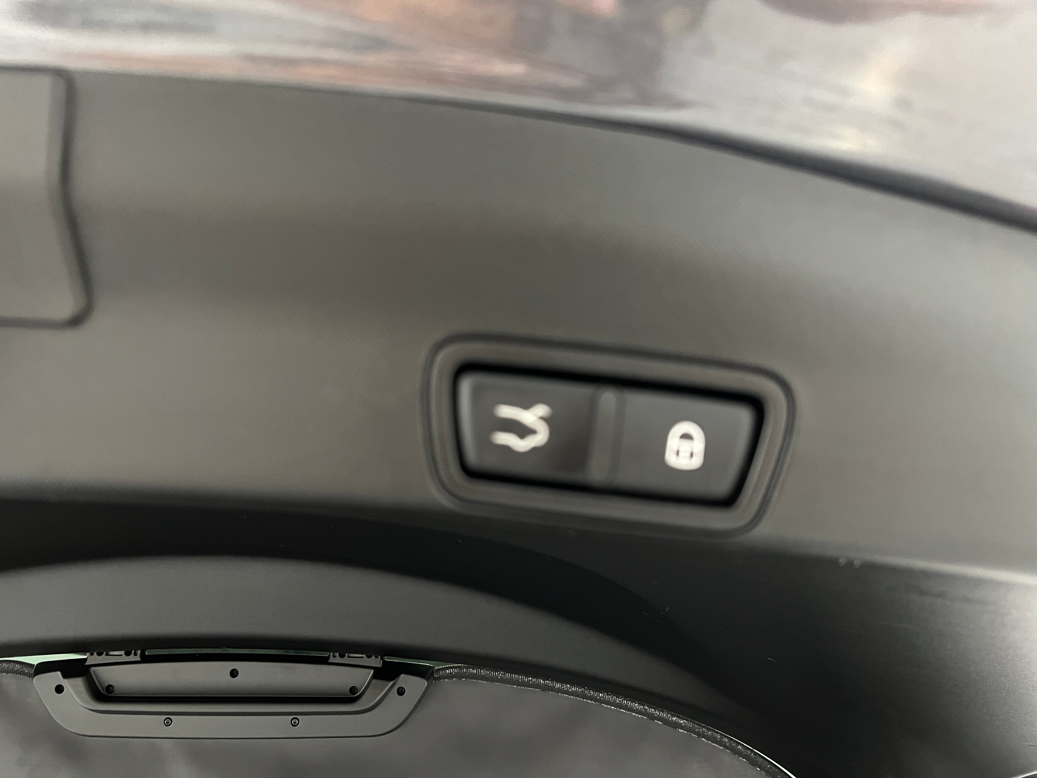 Used 2018 Alfa Romeo Stelvio Base with VIN ZASFAKANXJ7C23997 for sale in South Chesterfield, VA