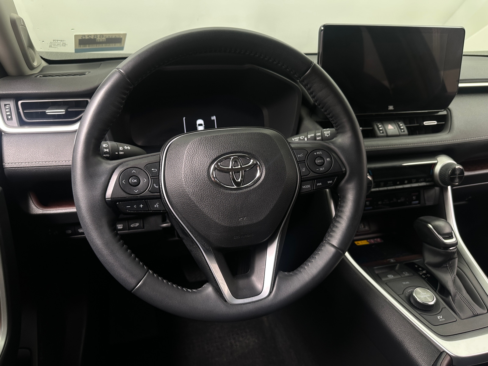 Thumbnail: 2023 Toyota RAV4 - 4