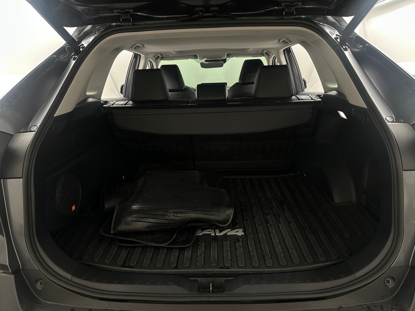 Thumbnail: 2023 Toyota RAV4 - 6