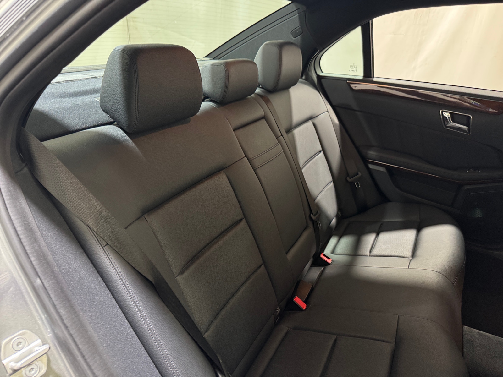 Thumbnail: 2011 Mercedes-Benz E-Class - 5