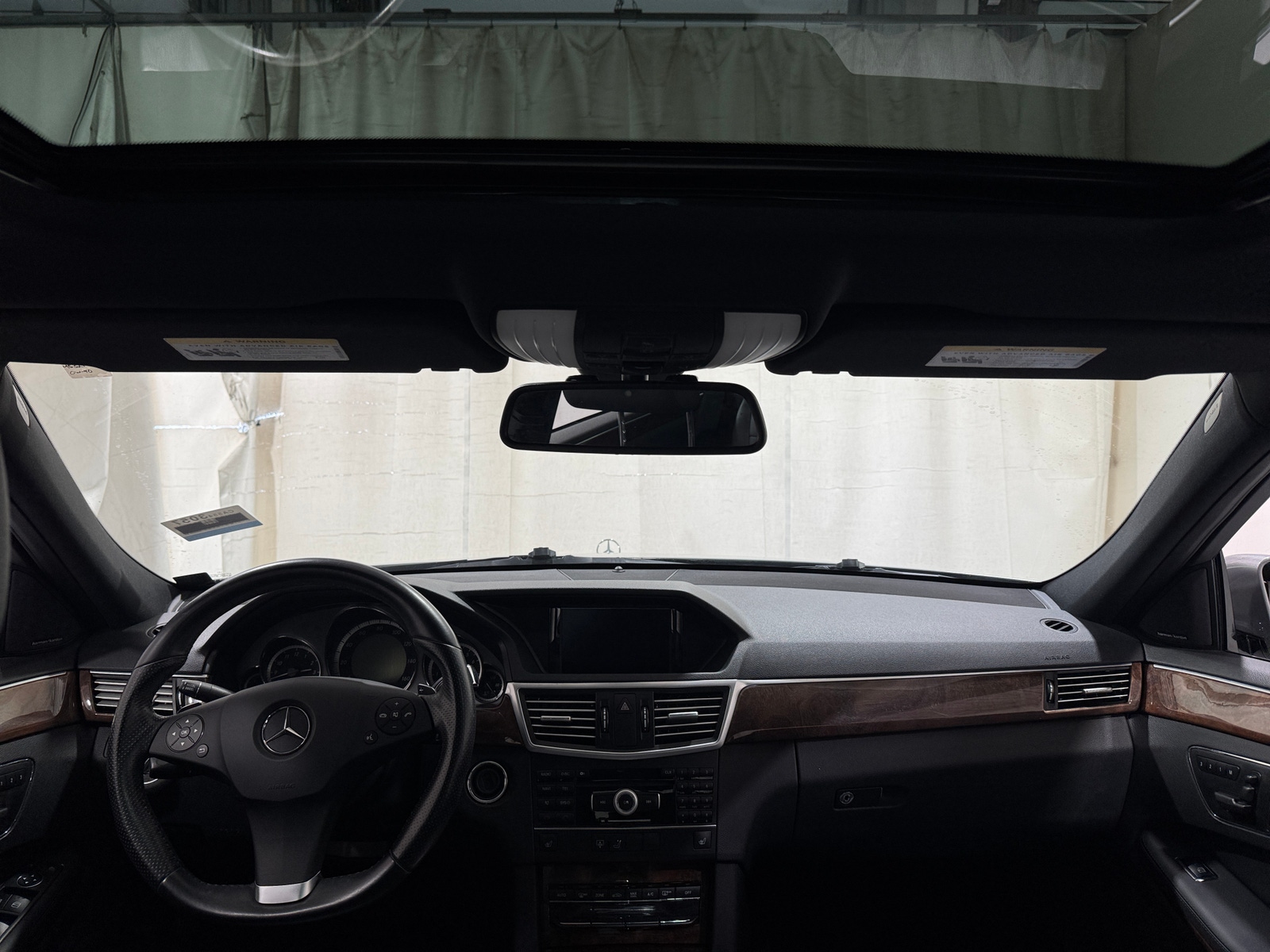 Thumbnail: 2011 Mercedes-Benz E-Class - 2