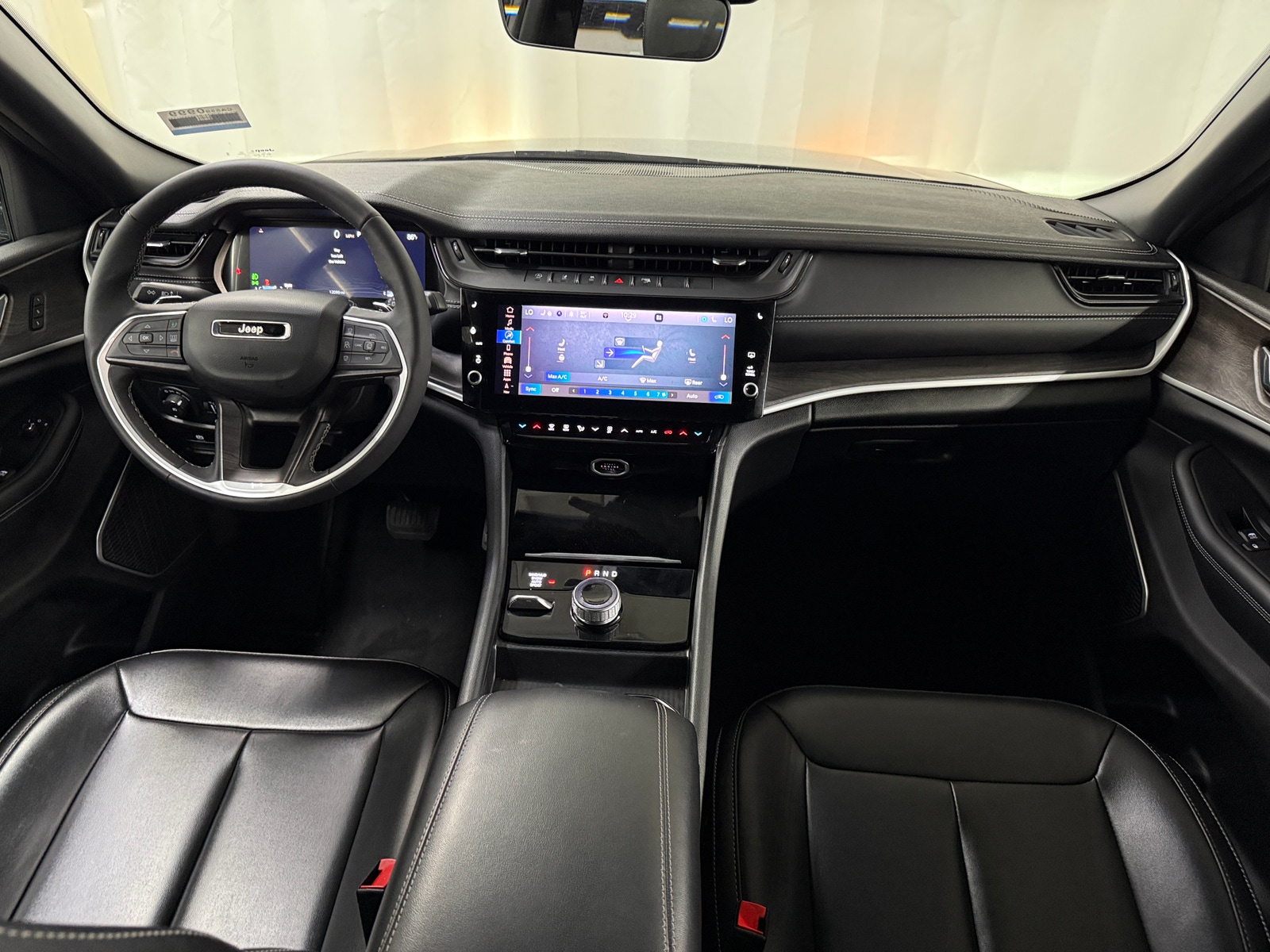 Thumbnail: 2026 Jeep Grand Cherokee - 2
