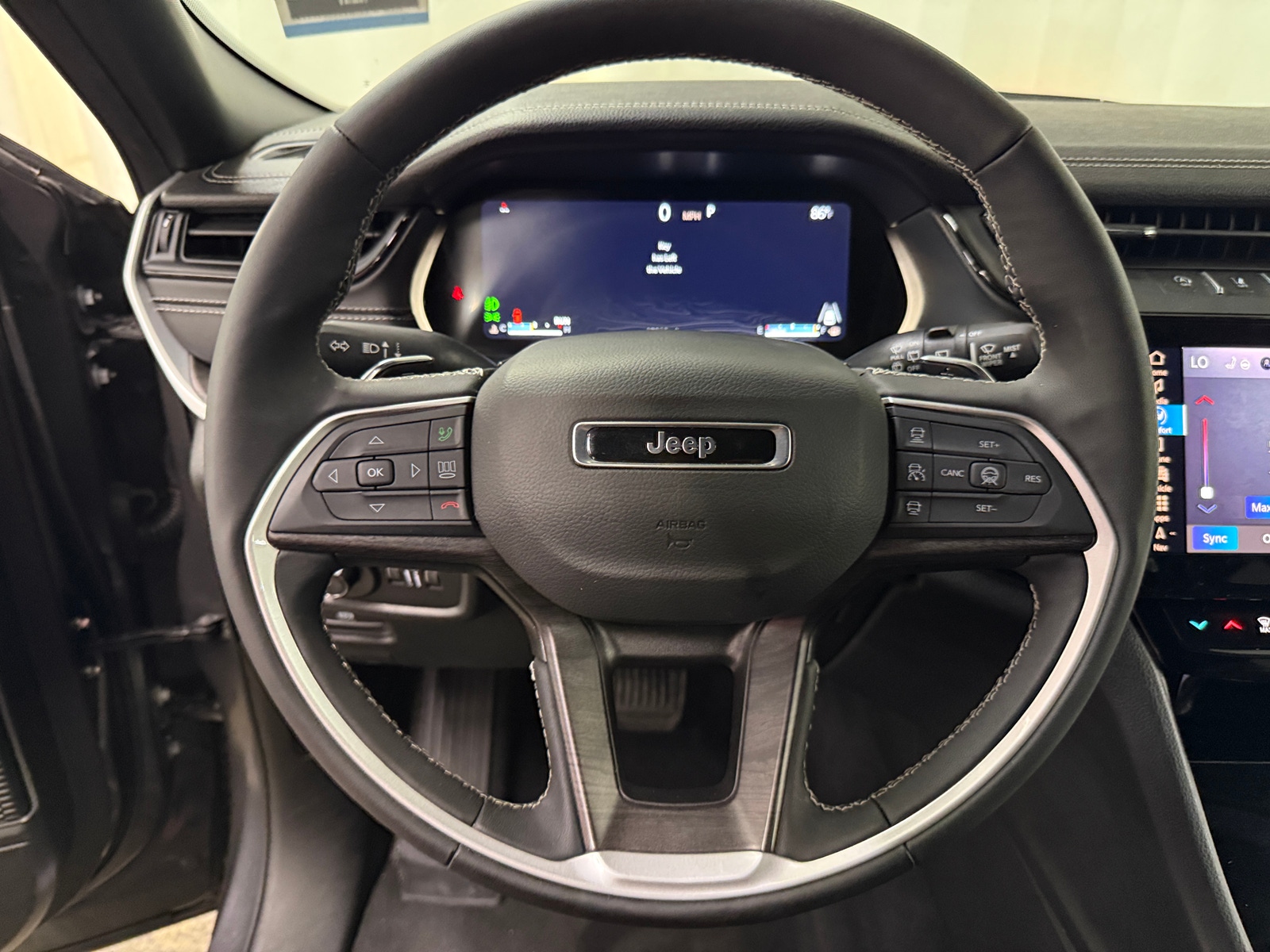 Thumbnail: 2026 Jeep Grand Cherokee - 4