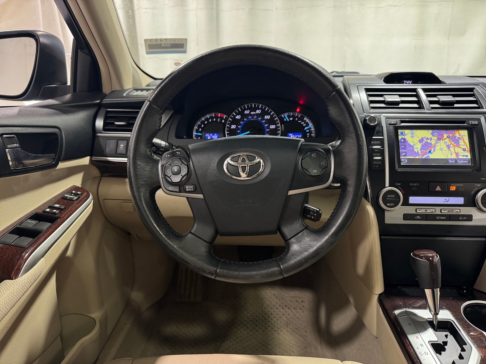 Thumbnail: 2012 Toyota Camry - 5