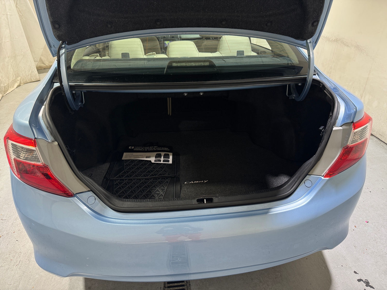 Thumbnail: 2012 Toyota Camry - 7