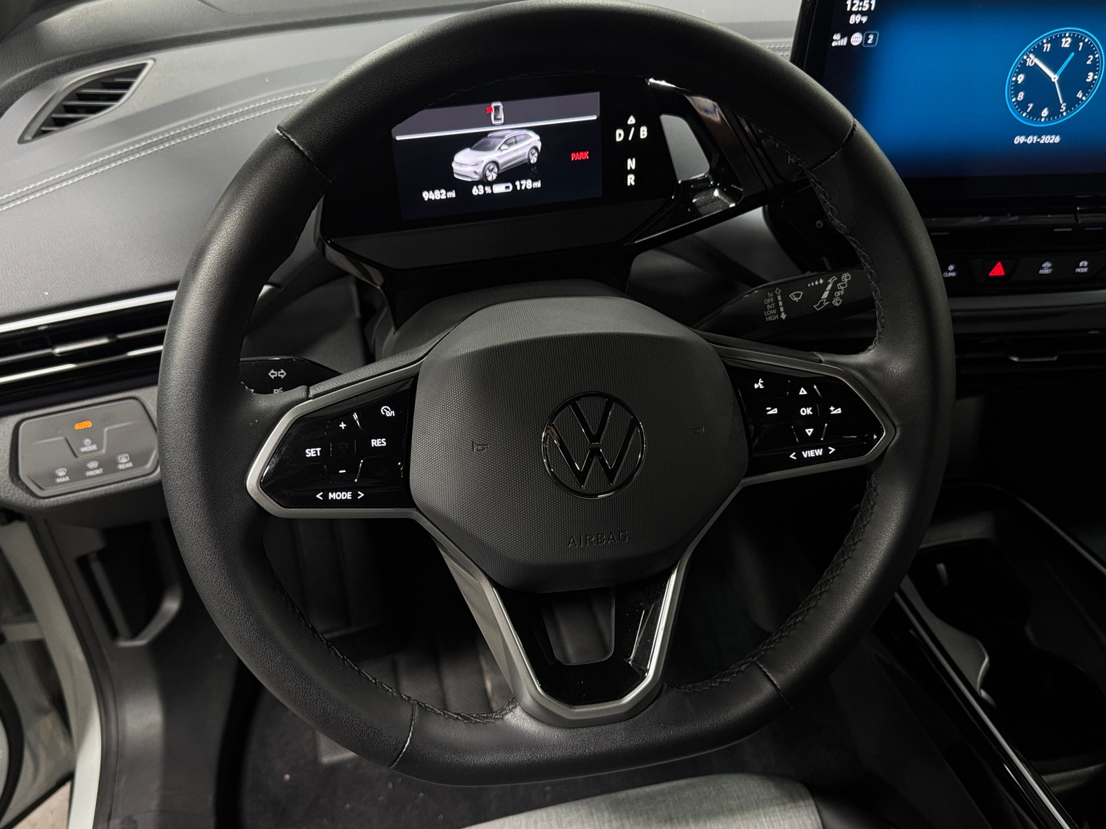 Thumbnail: 2023 Volkswagen ID.4 - 5