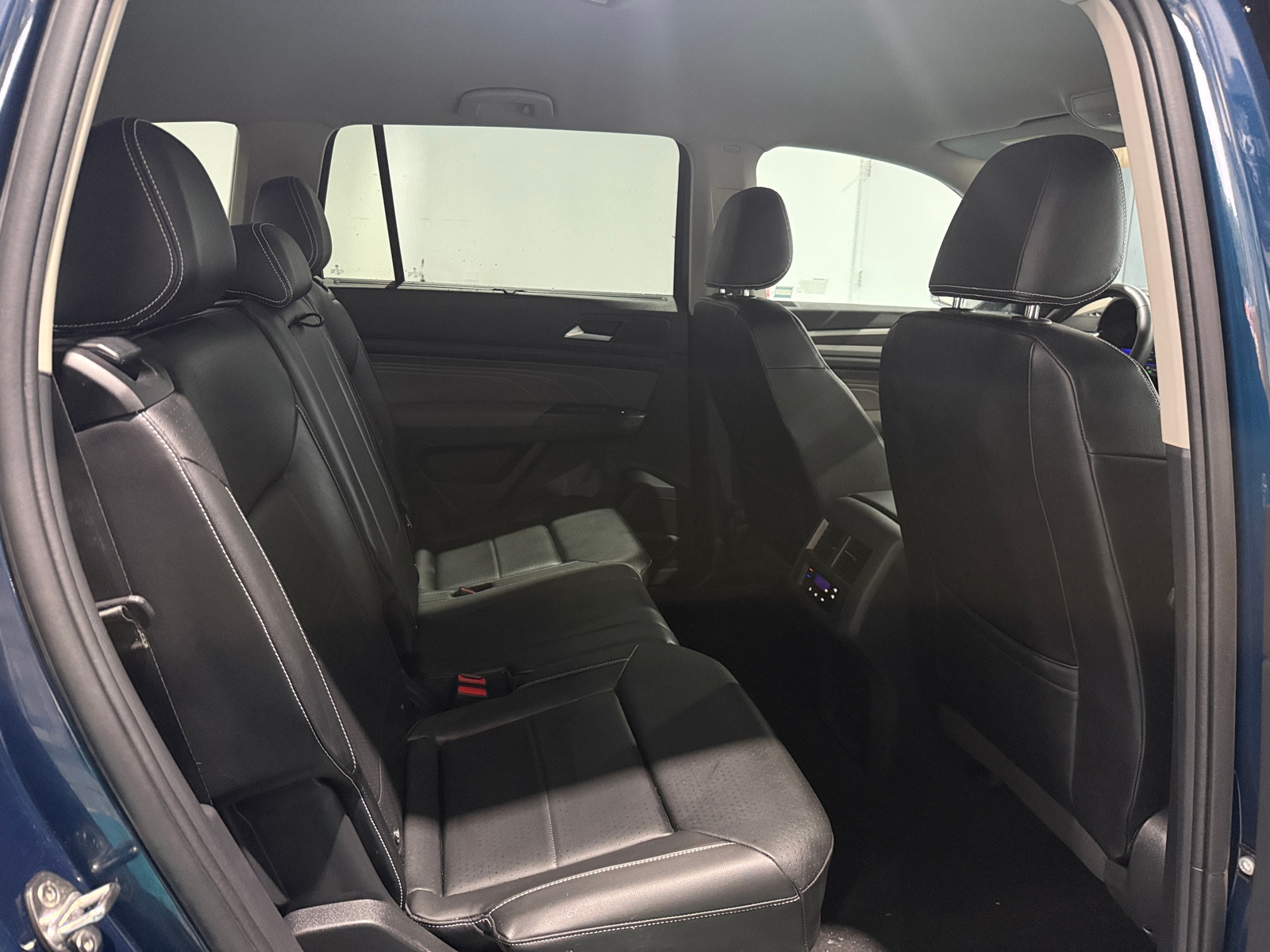 Thumbnail: 2022 Volkswagen Atlas - 5