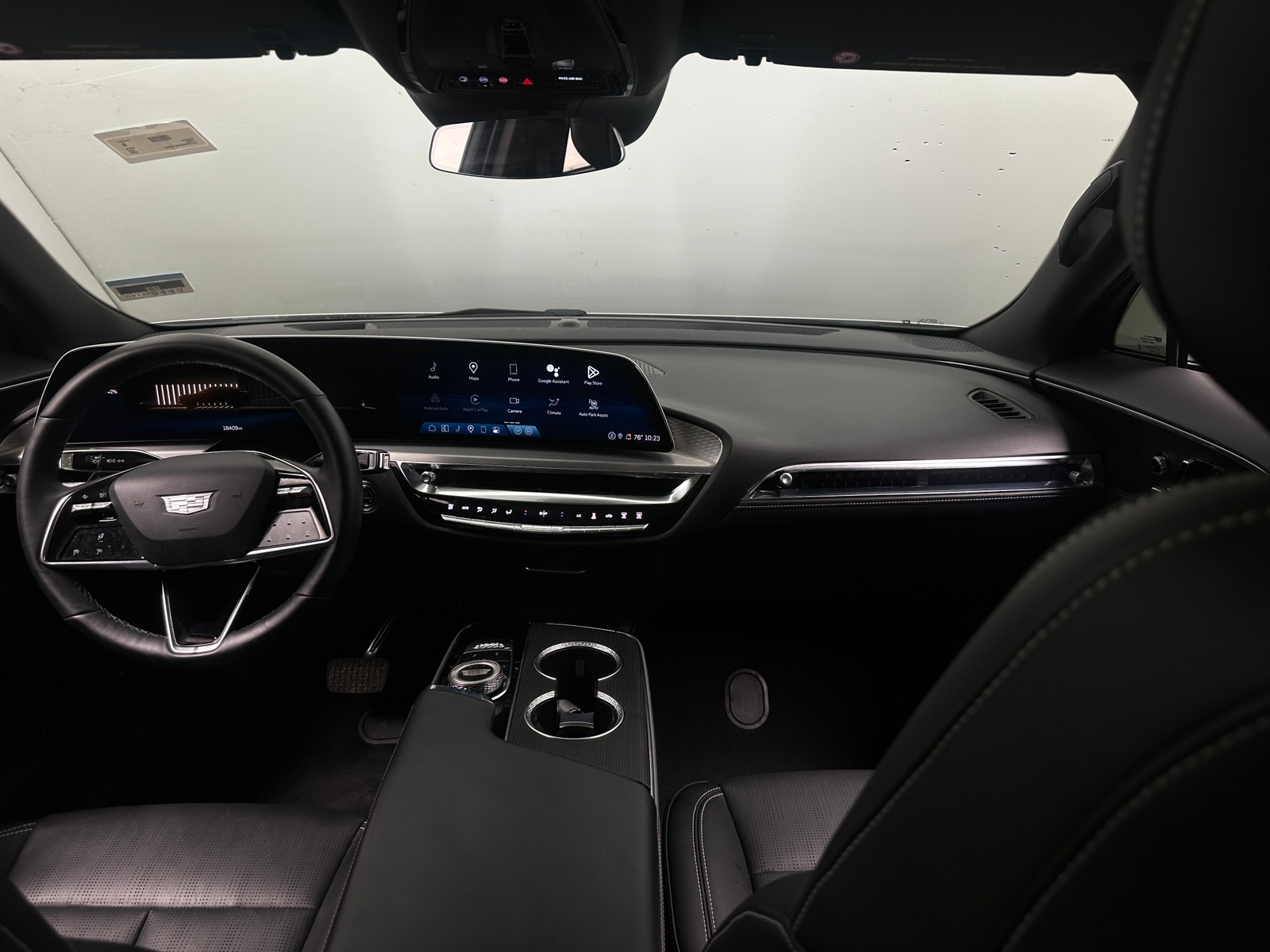 Thumbnail: 2024 Cadillac Lyriq - 2