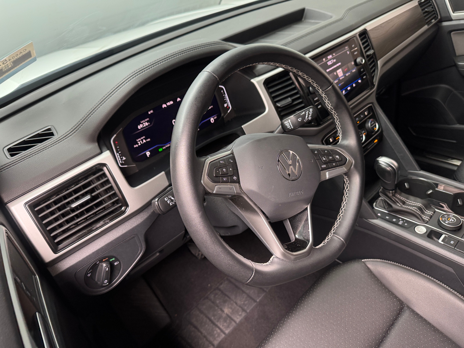 Thumbnail: 2023 Volkswagen Atlas - 4