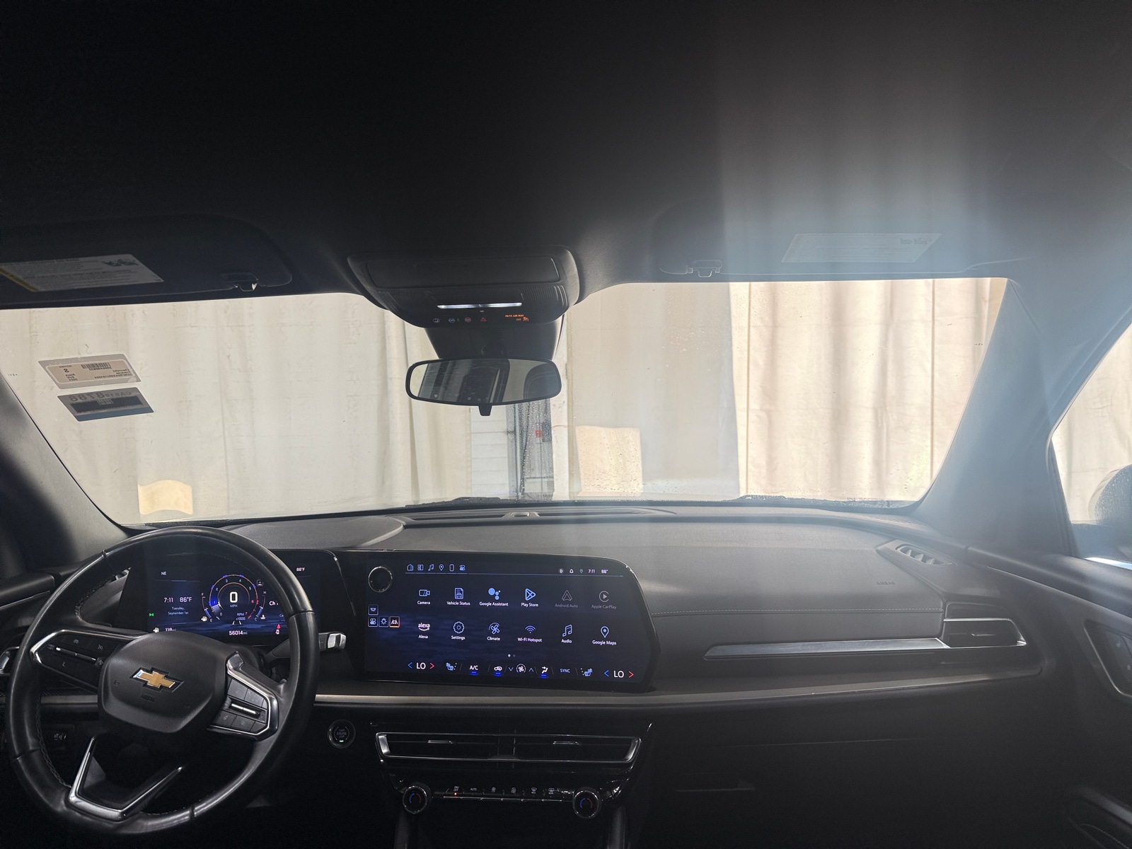Thumbnail: 2024 Chevrolet Traverse - 3