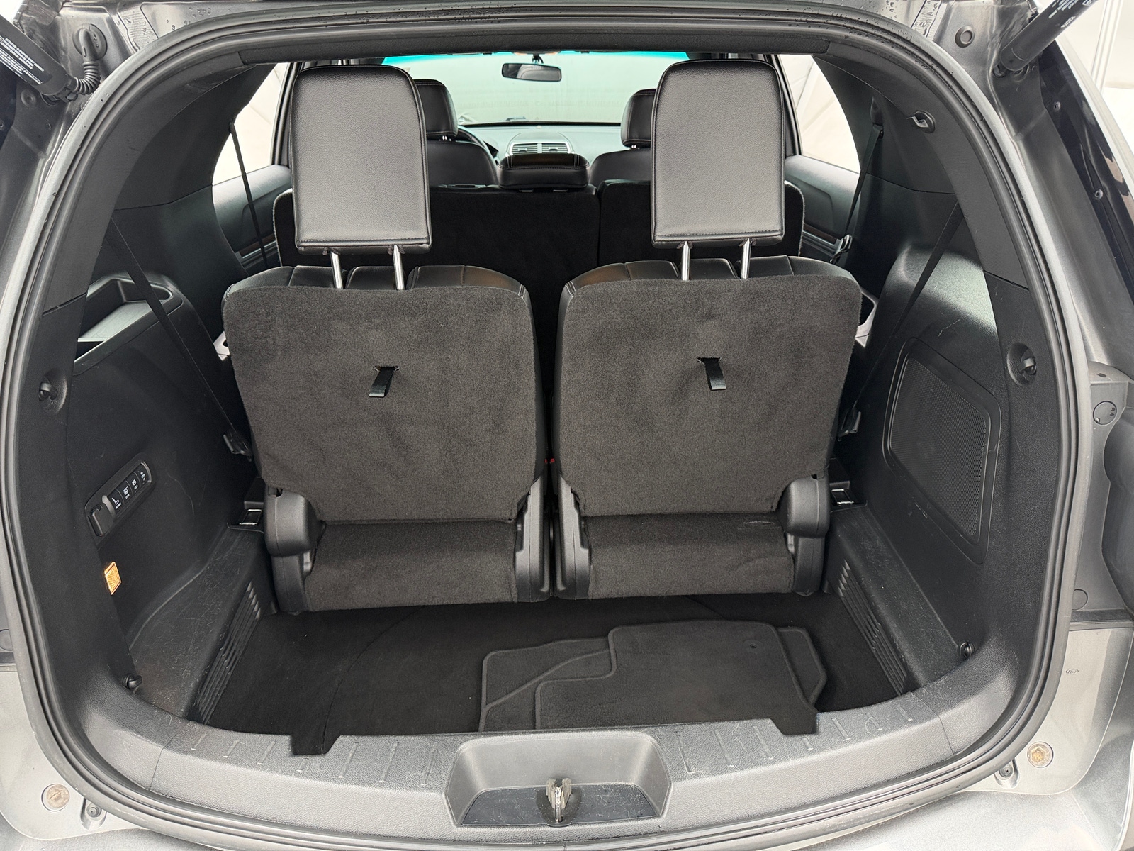 Thumbnail: 2016 Ford Explorer - 6