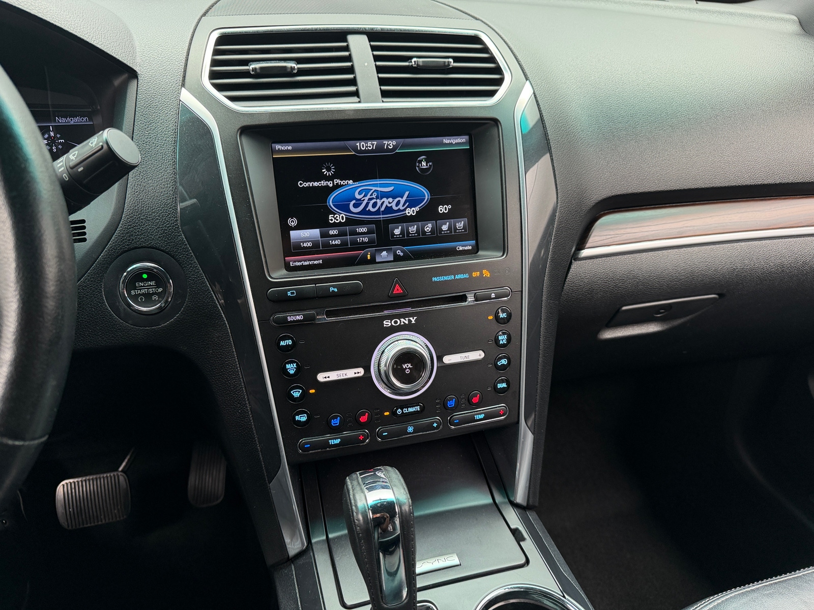 Thumbnail: 2016 Ford Explorer - 3