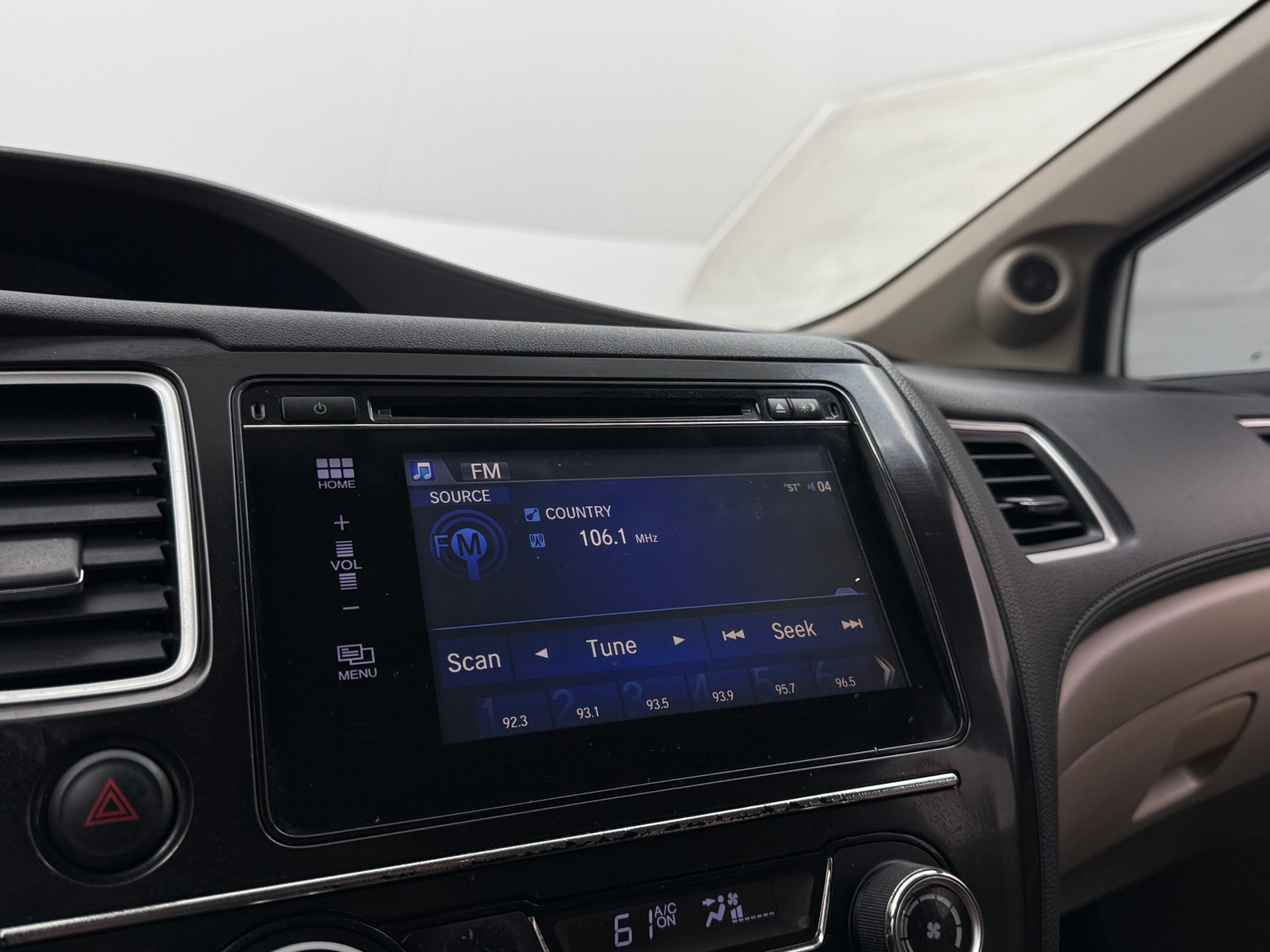 Thumbnail: 2015 Honda Civic - 4