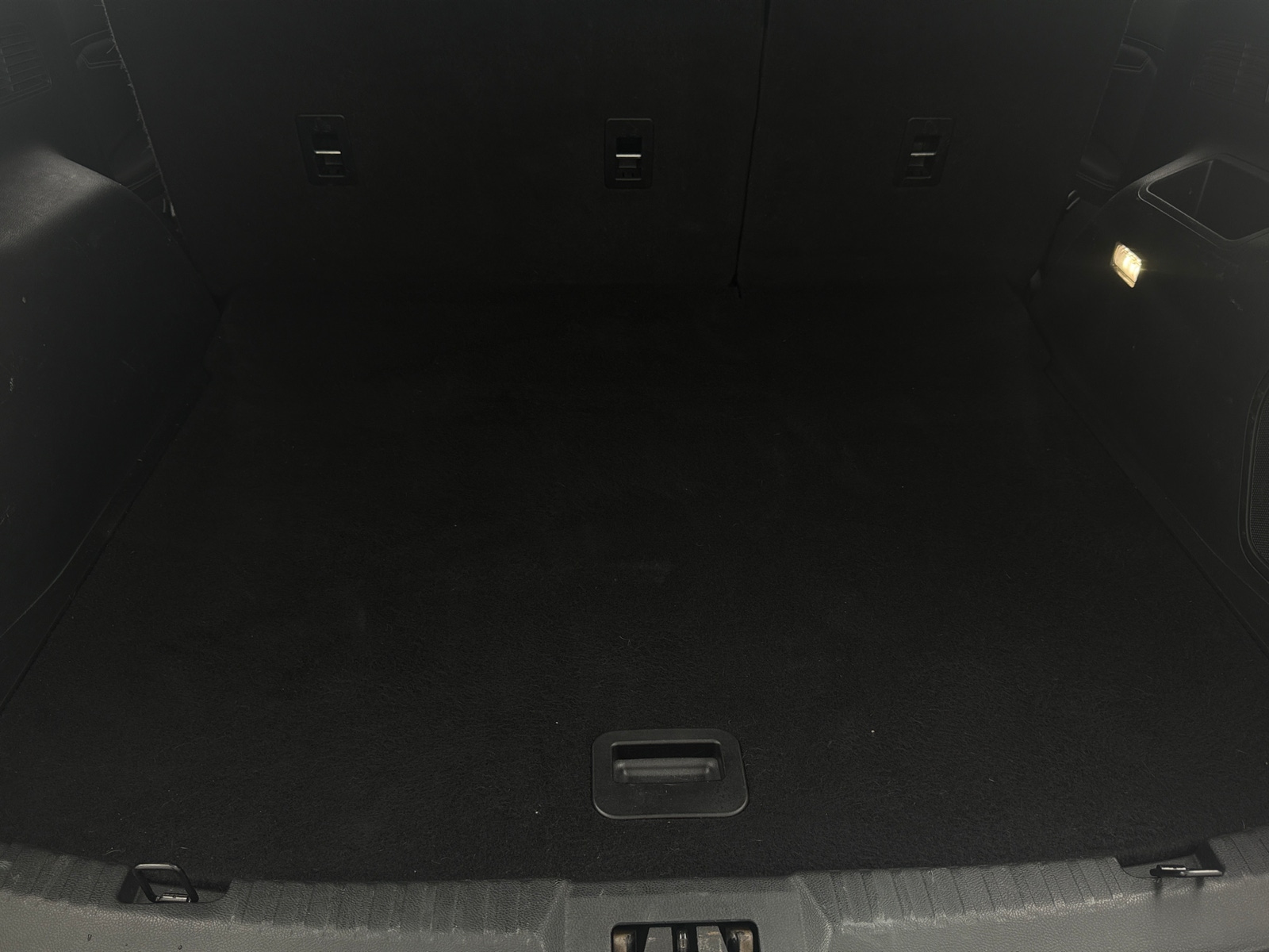 Thumbnail: 2019 Ford Edge - 6