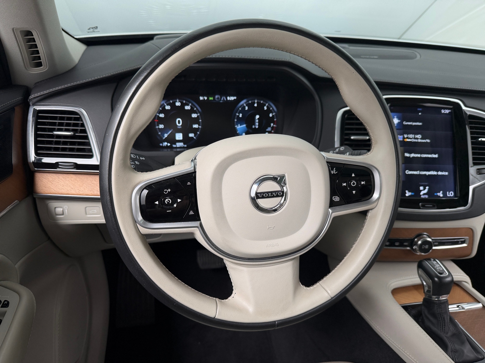 Thumbnail: 2019 Volvo XC90 - 4