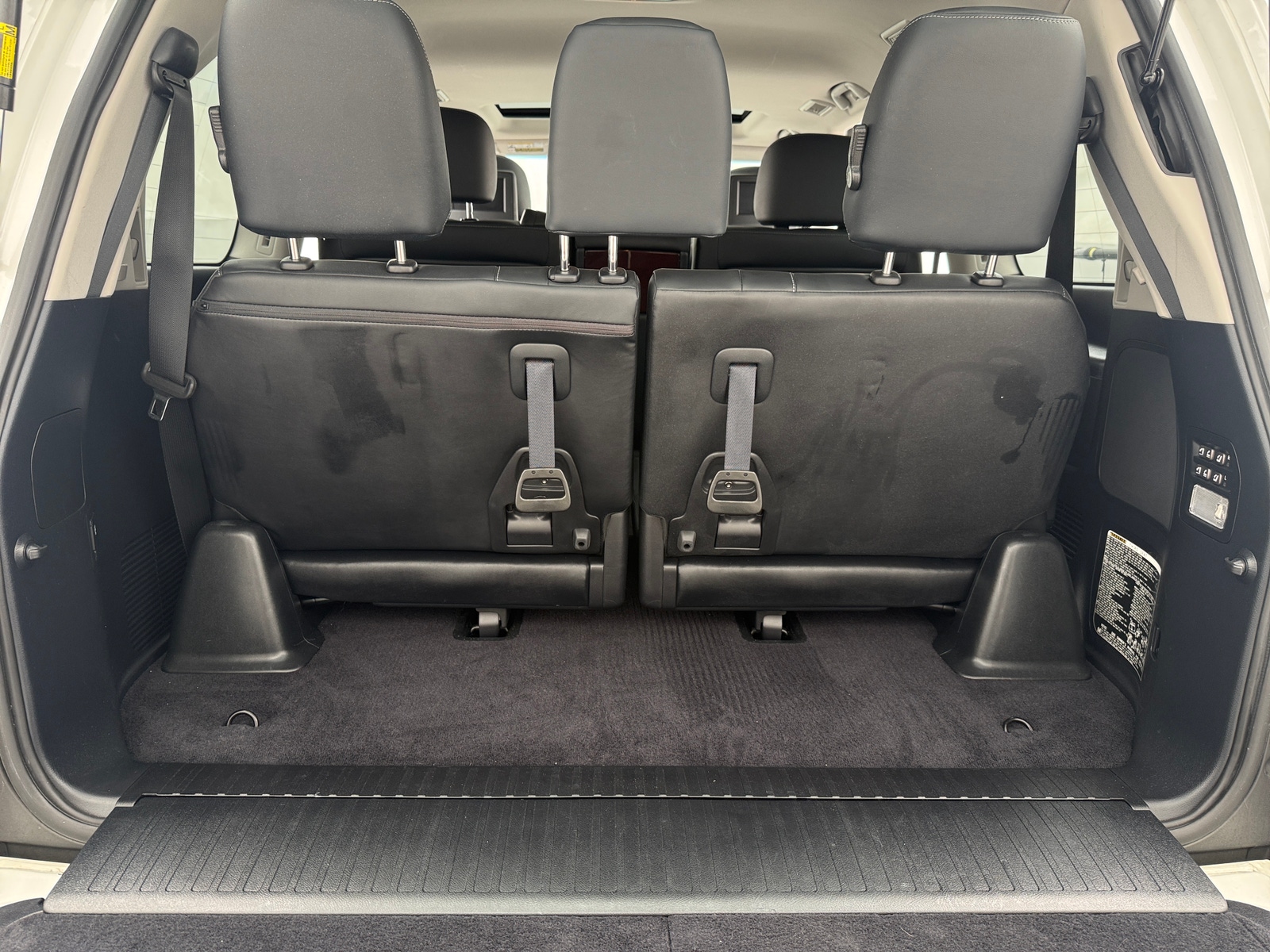 Thumbnail: 2014 Lexus LX - 6