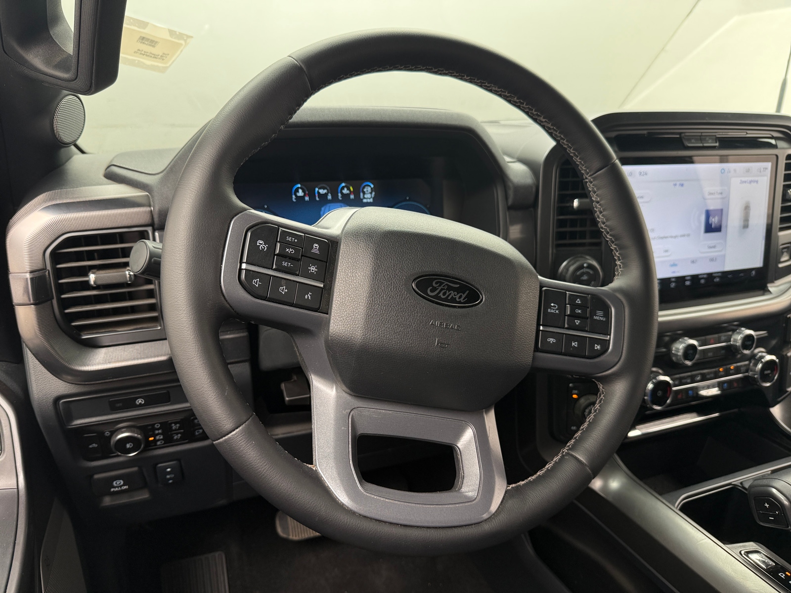 Thumbnail: 2025 Ford Econoline - 4