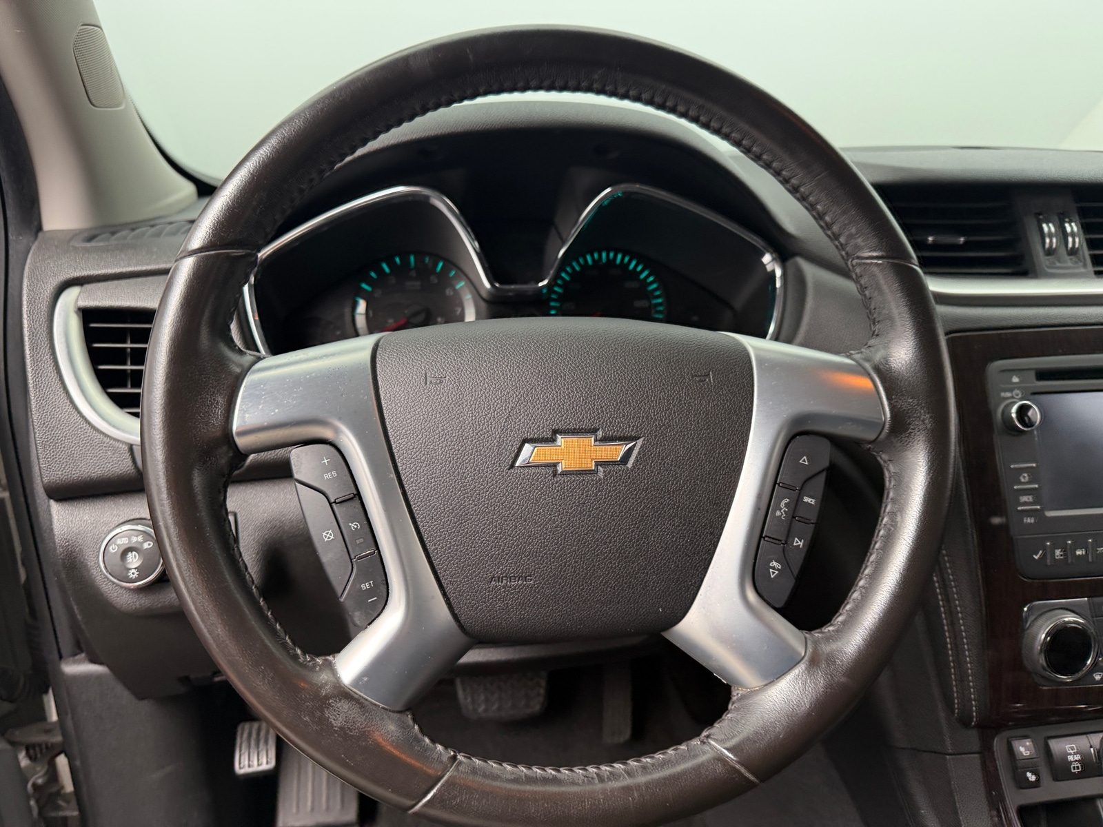 Thumbnail: 2017 Chevrolet Traverse - 5
