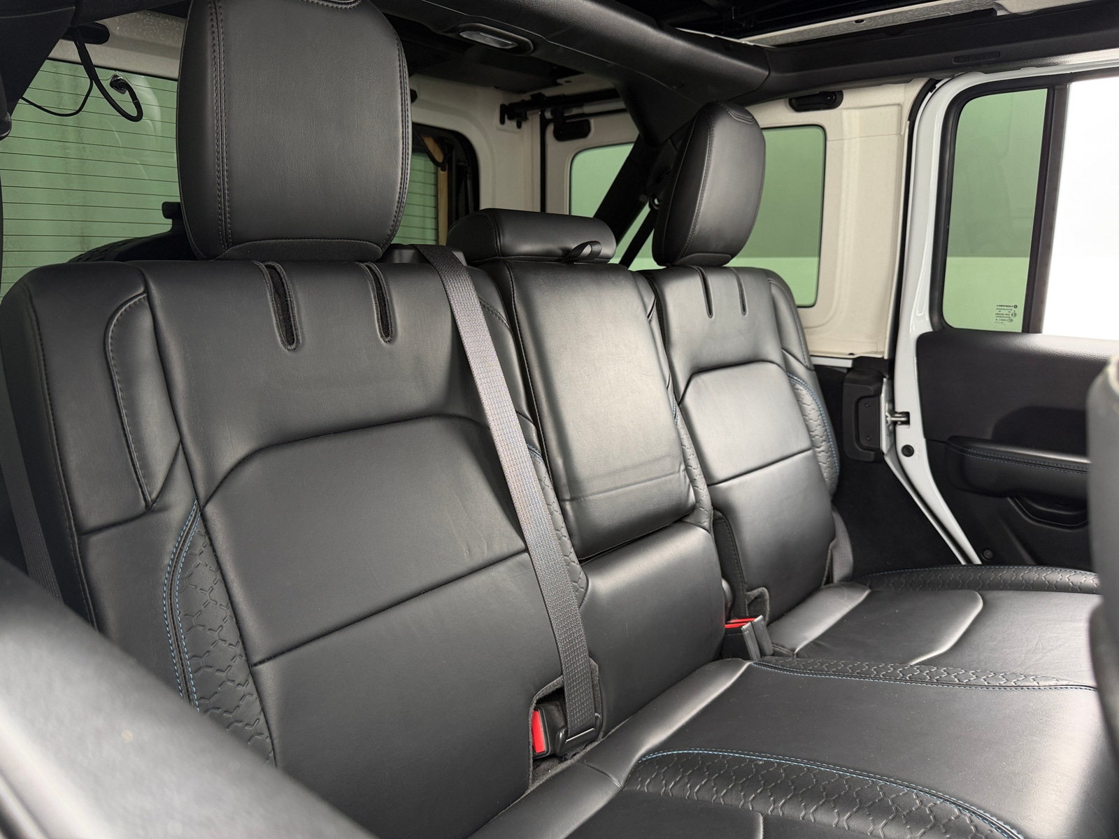 Thumbnail: 2024 Jeep Wrangler - 5