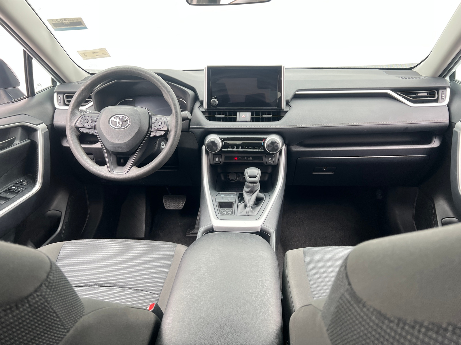 Thumbnail: 2025 Toyota RAV4 - 3