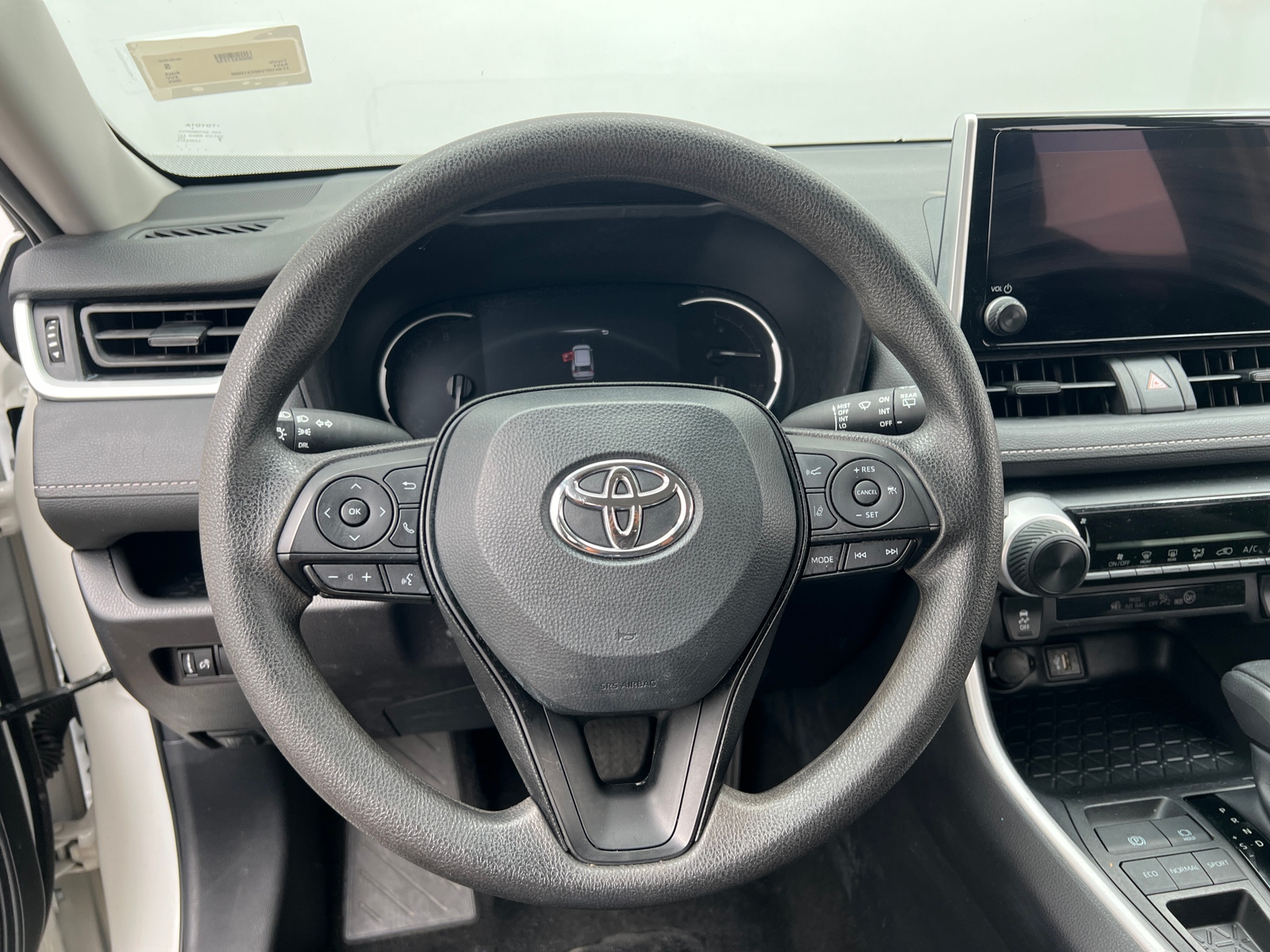 Thumbnail: 2025 Toyota RAV4 - 5