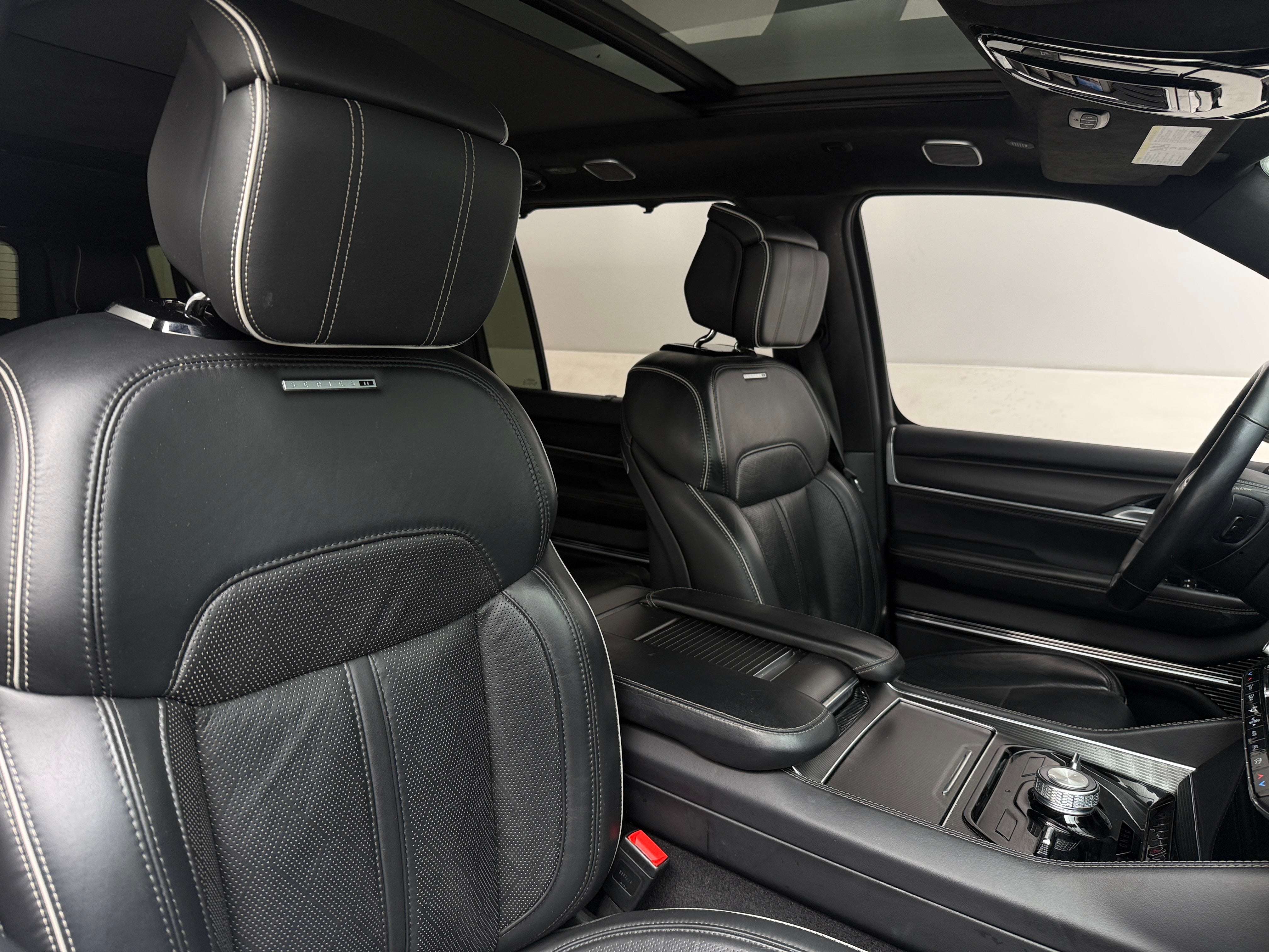 2024 Jeep Grand Wagoneer L