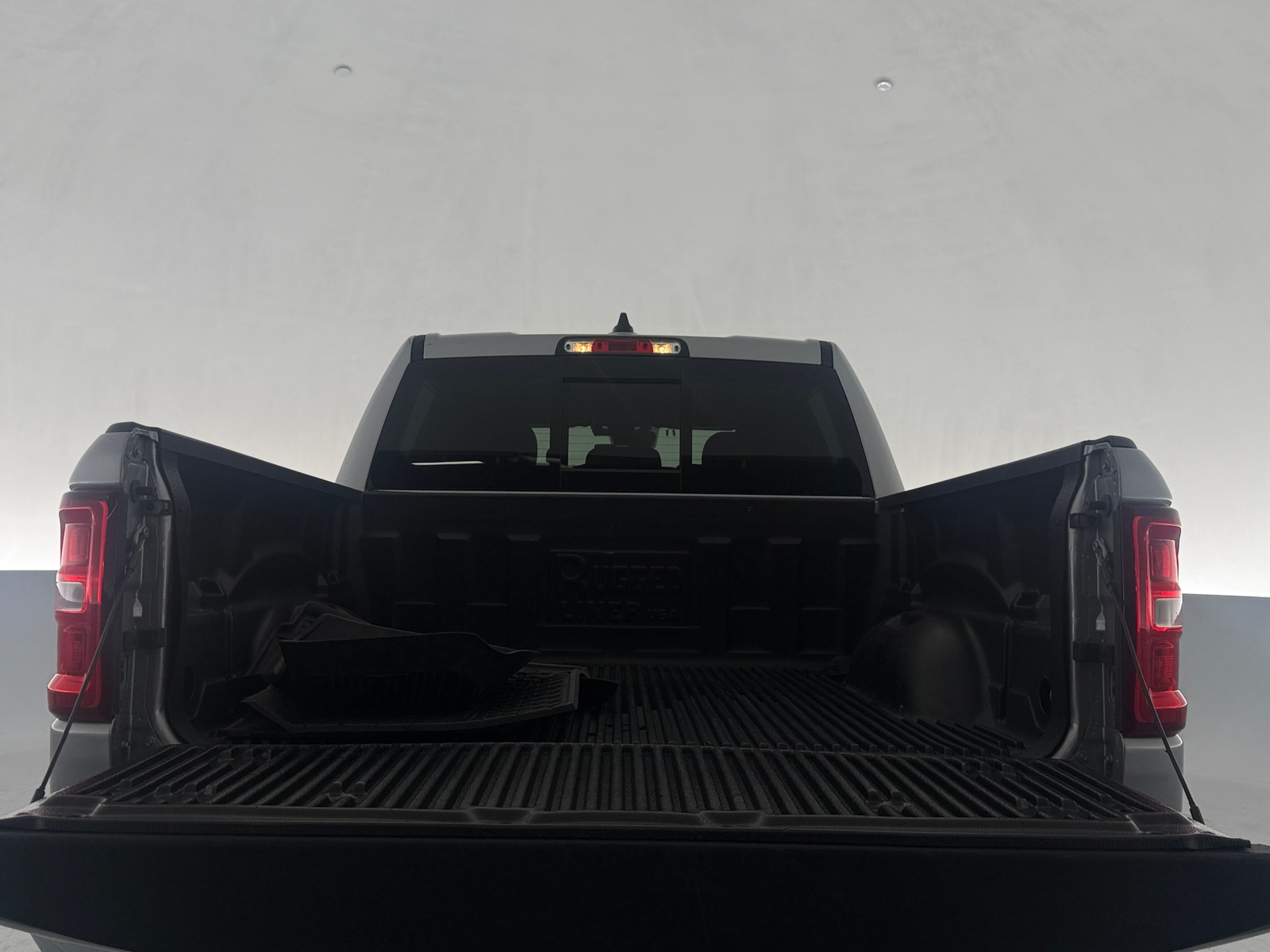 Thumbnail: 2025 RAM 1500 - 7