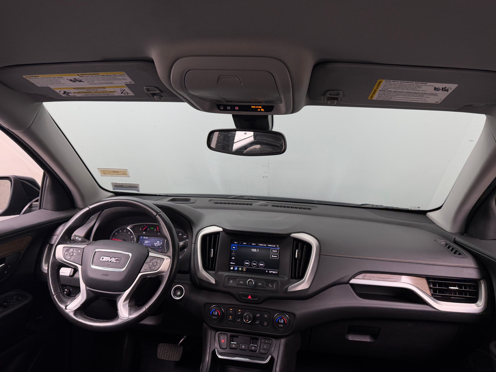 Thumbnail: 2020 GMC Terrain - 3