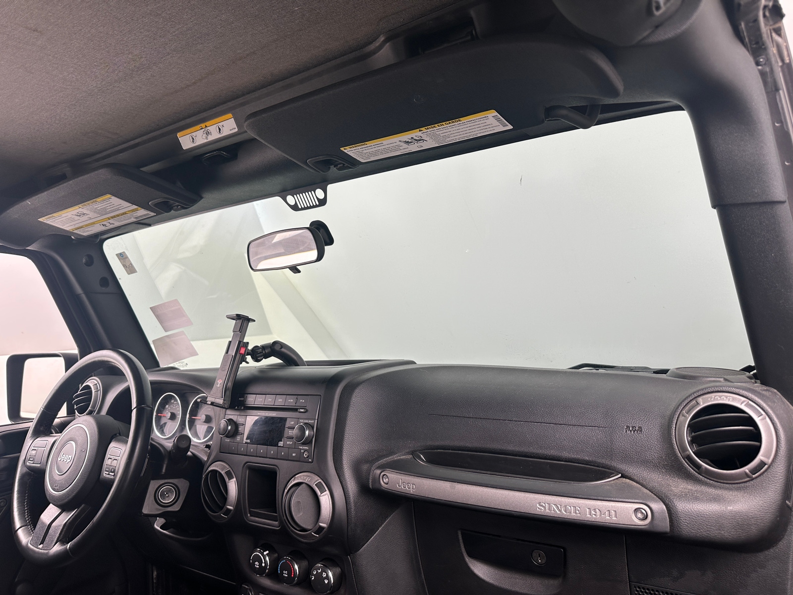 Thumbnail: 2017 Jeep Wrangler - 3