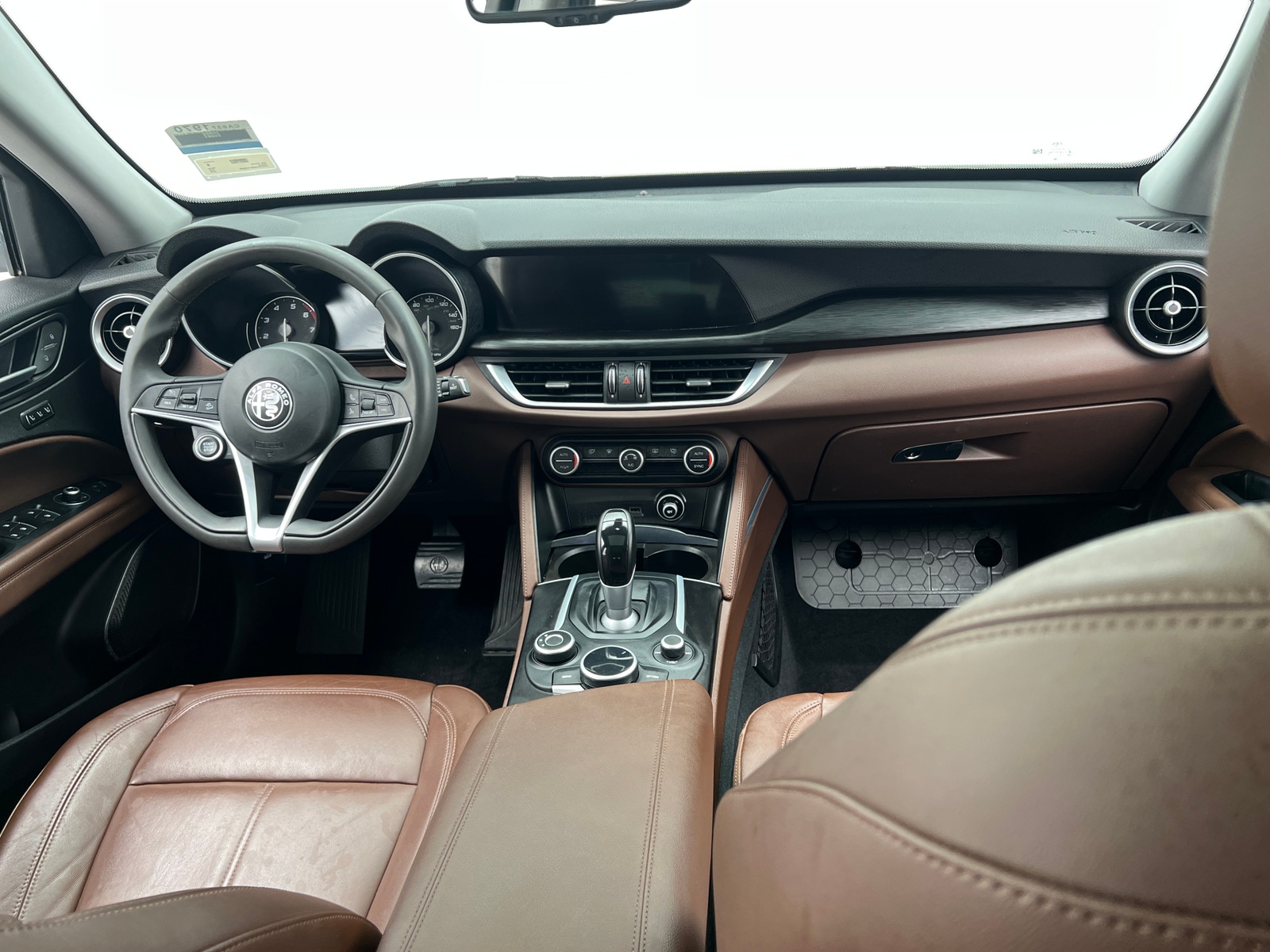 Thumbnail: 2019 Alfa Romeo Stelvio - 2