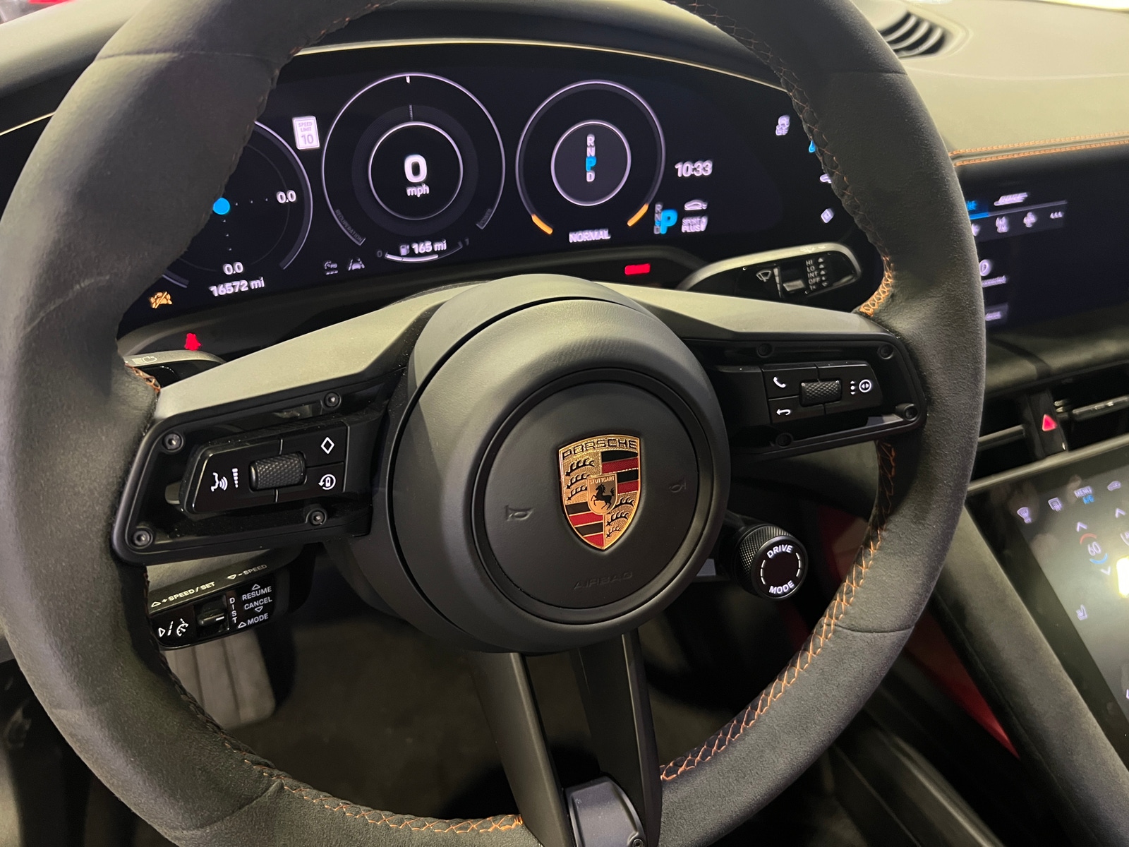 Thumbnail: 2023 Porsche Taycan - 5