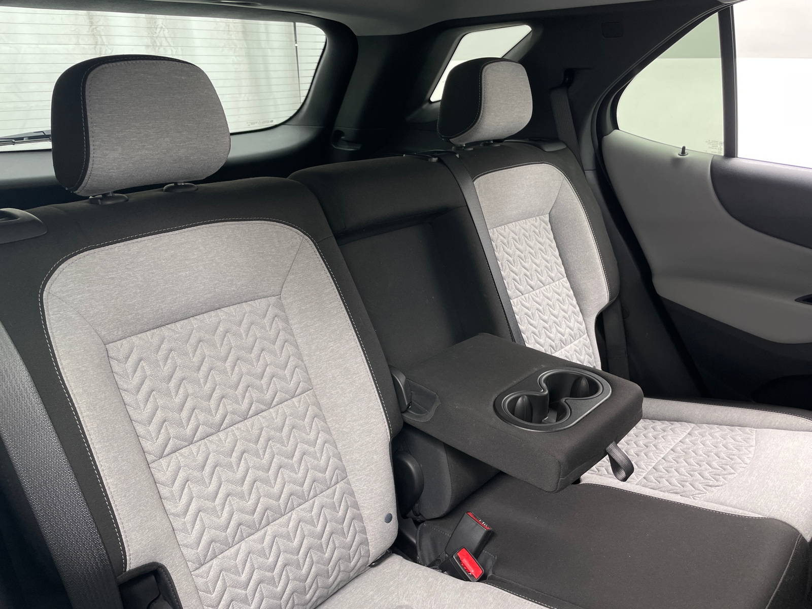 Thumbnail: 2023 Chevrolet Equinox - 6