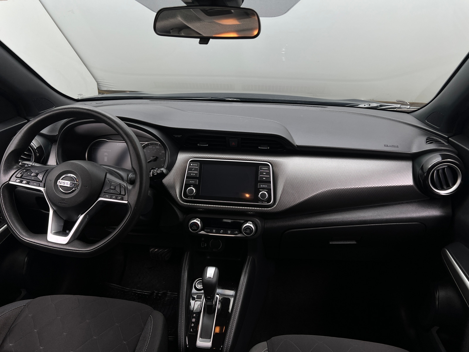 Thumbnail: 2020 Nissan Kicks - 3