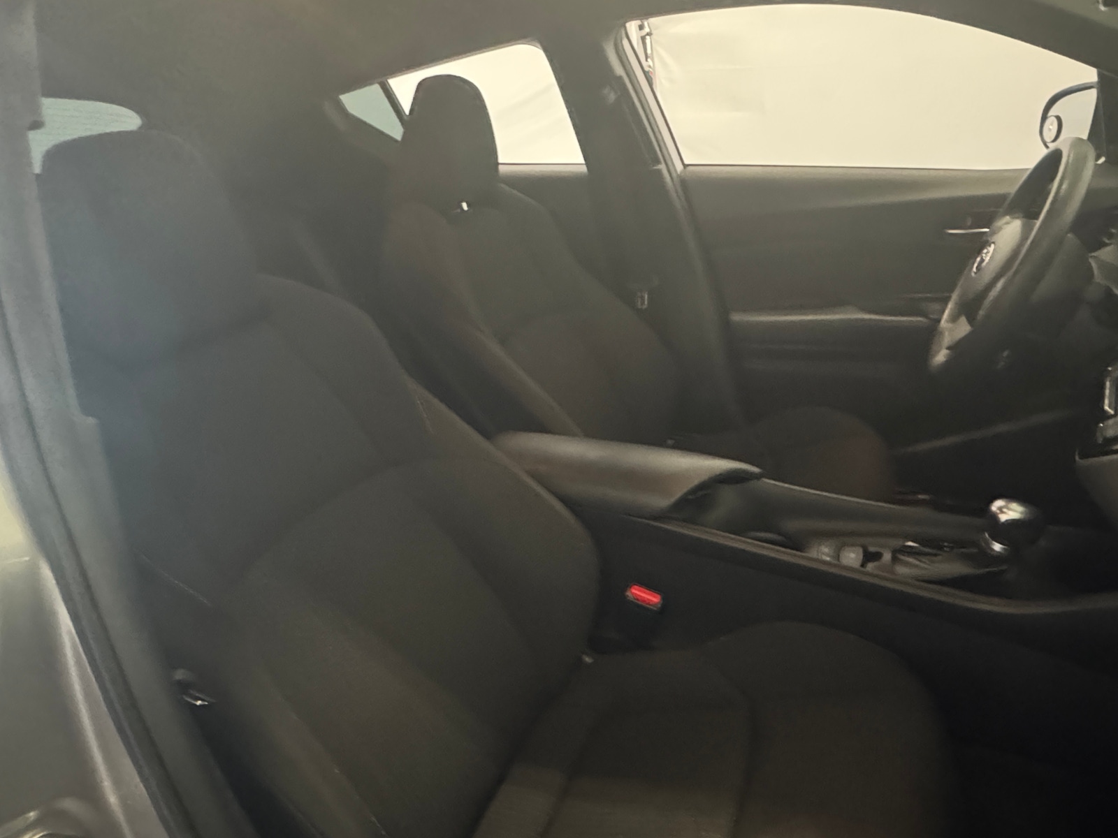 Thumbnail: 2019 Toyota C-HR - 2