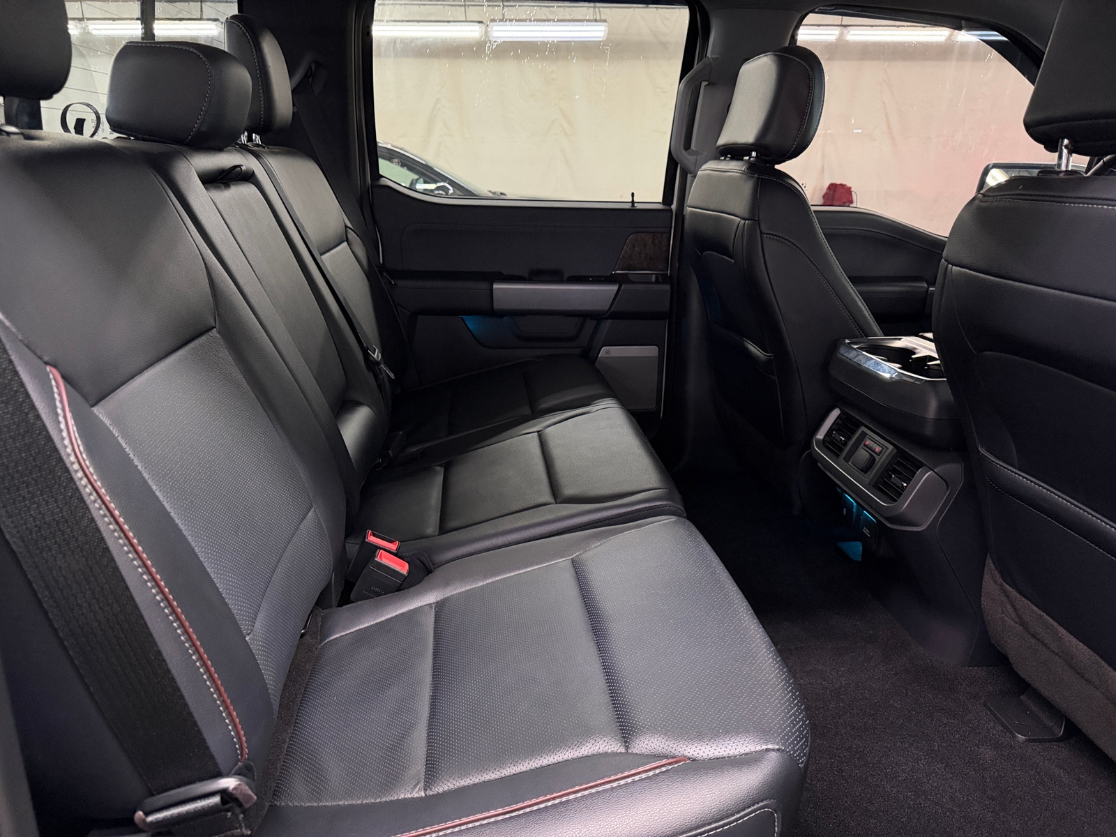 Thumbnail: 2022 Ford Econoline - 5