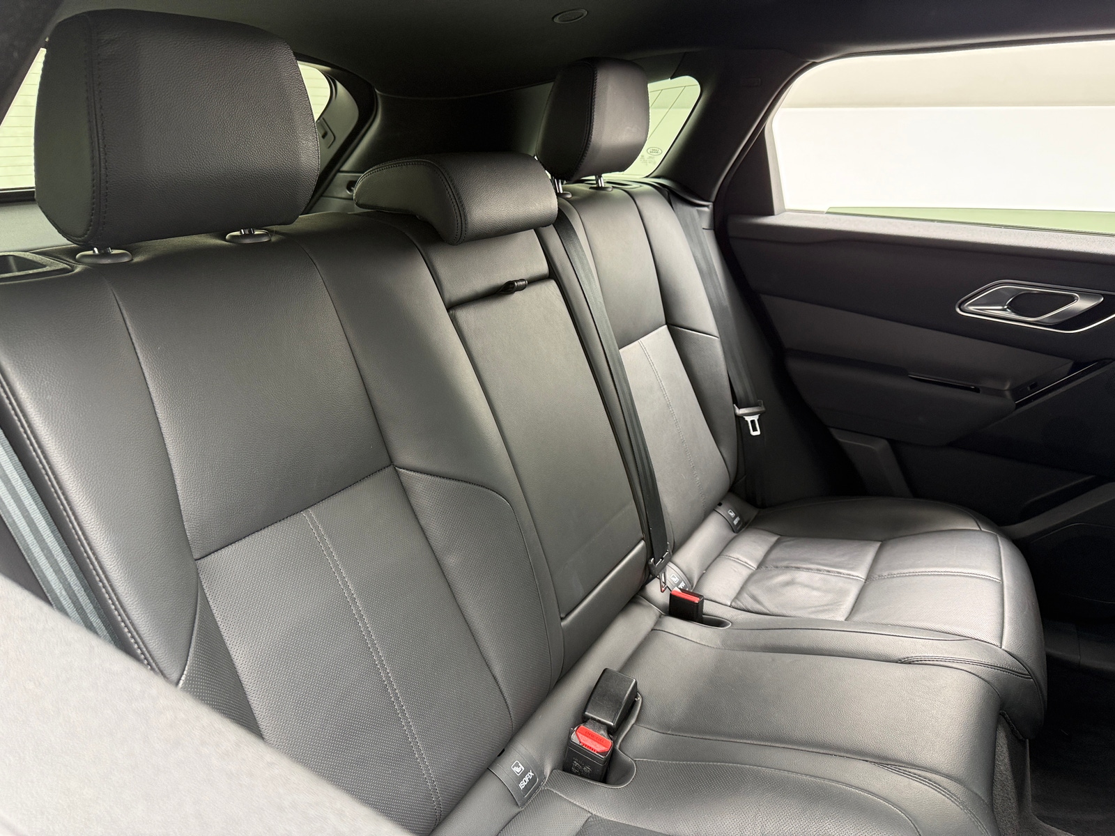 Thumbnail: 2025 Land Rover Range Rover Velar - 5