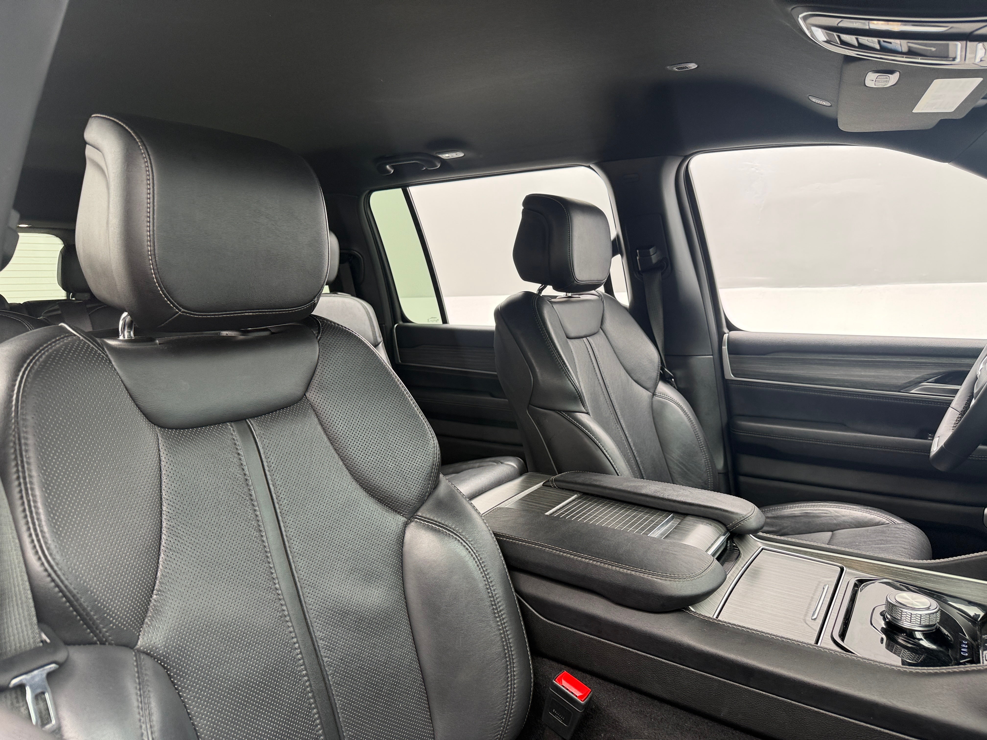 2024 Jeep Wagoneer