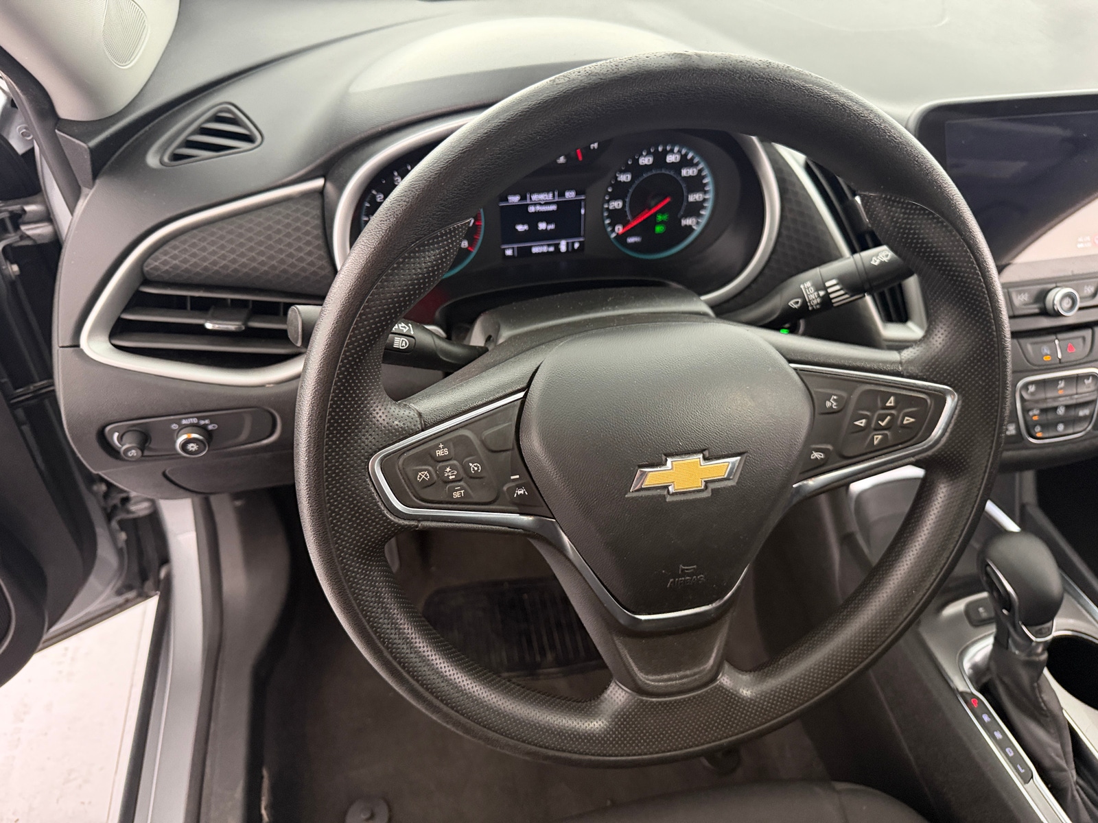 Thumbnail: 2024 Chevrolet Malibu - 5