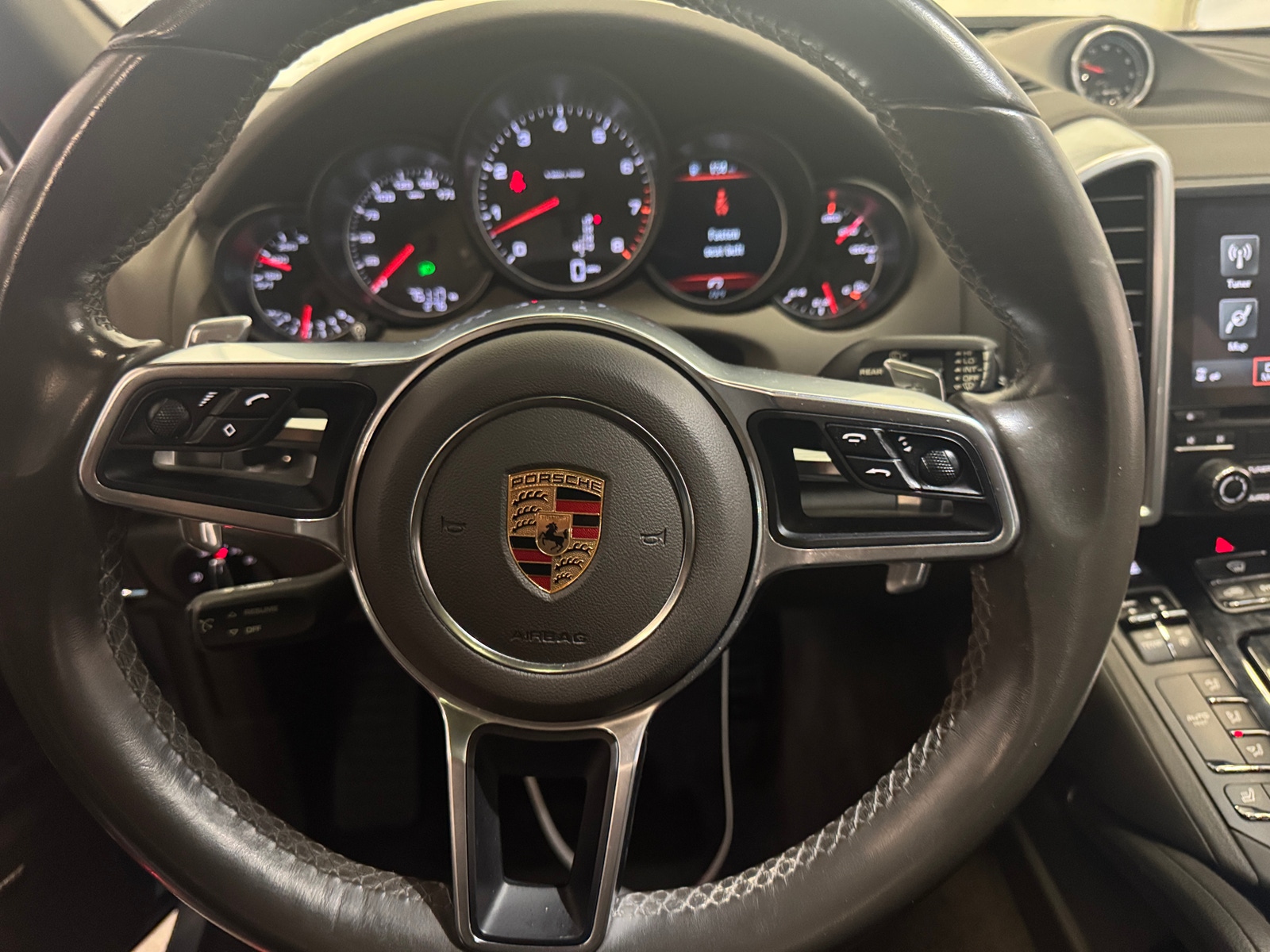 Thumbnail: 2017 Porsche Cayenne - 4