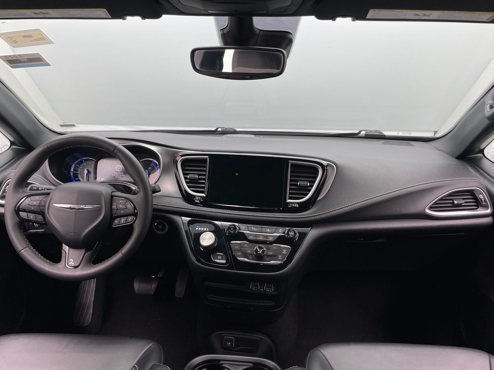 Thumbnail: 2024 Chrysler Pacifica - 2