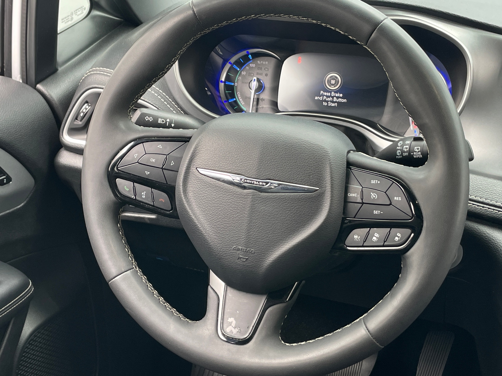 Thumbnail: 2024 Chrysler Pacifica - 4