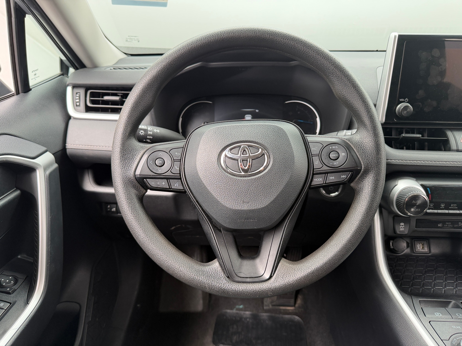 Thumbnail: 2025 Toyota RAV4 - 5