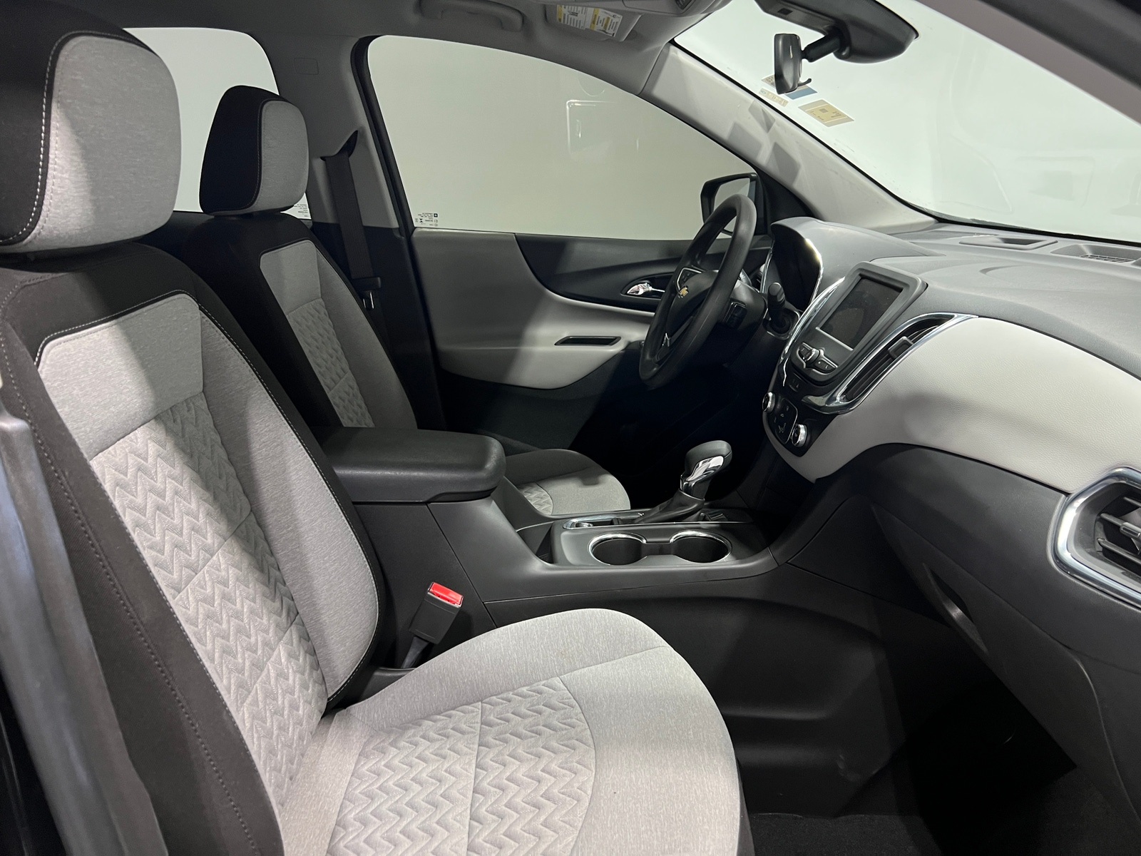 Thumbnail: 2023 Chevrolet Equinox - 2