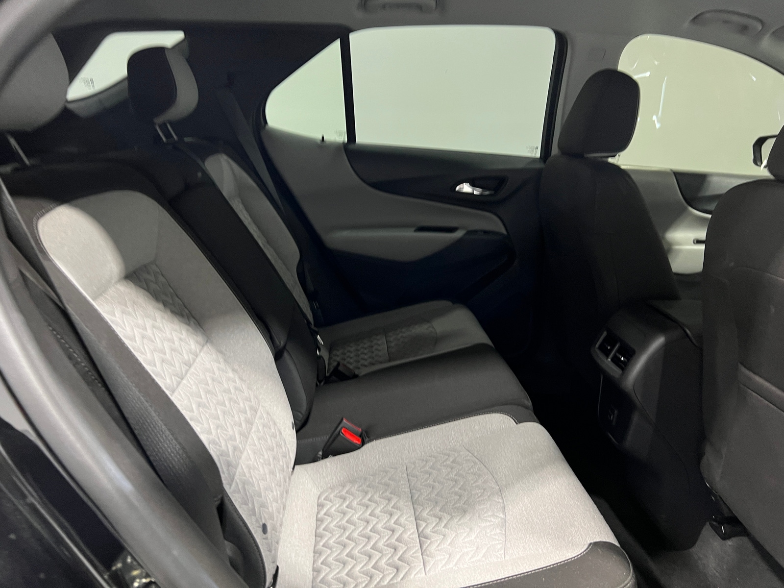 Thumbnail: 2023 Chevrolet Equinox - 6