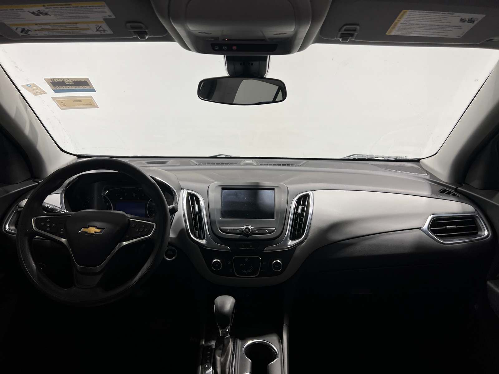 Thumbnail: 2023 Chevrolet Equinox - 3